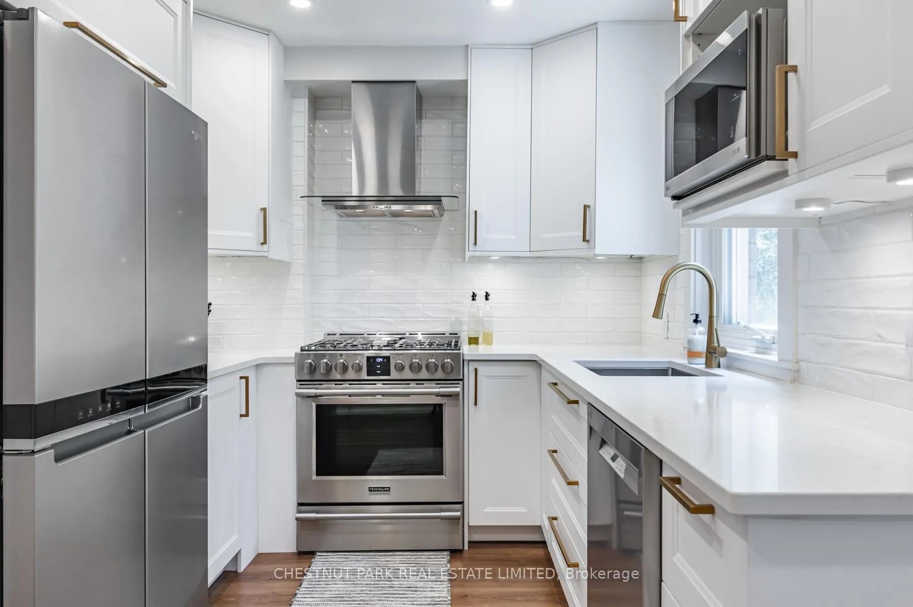Photo 15 of 16 Thurston Road, Toronto, Mount Pleasant East — HOMEH