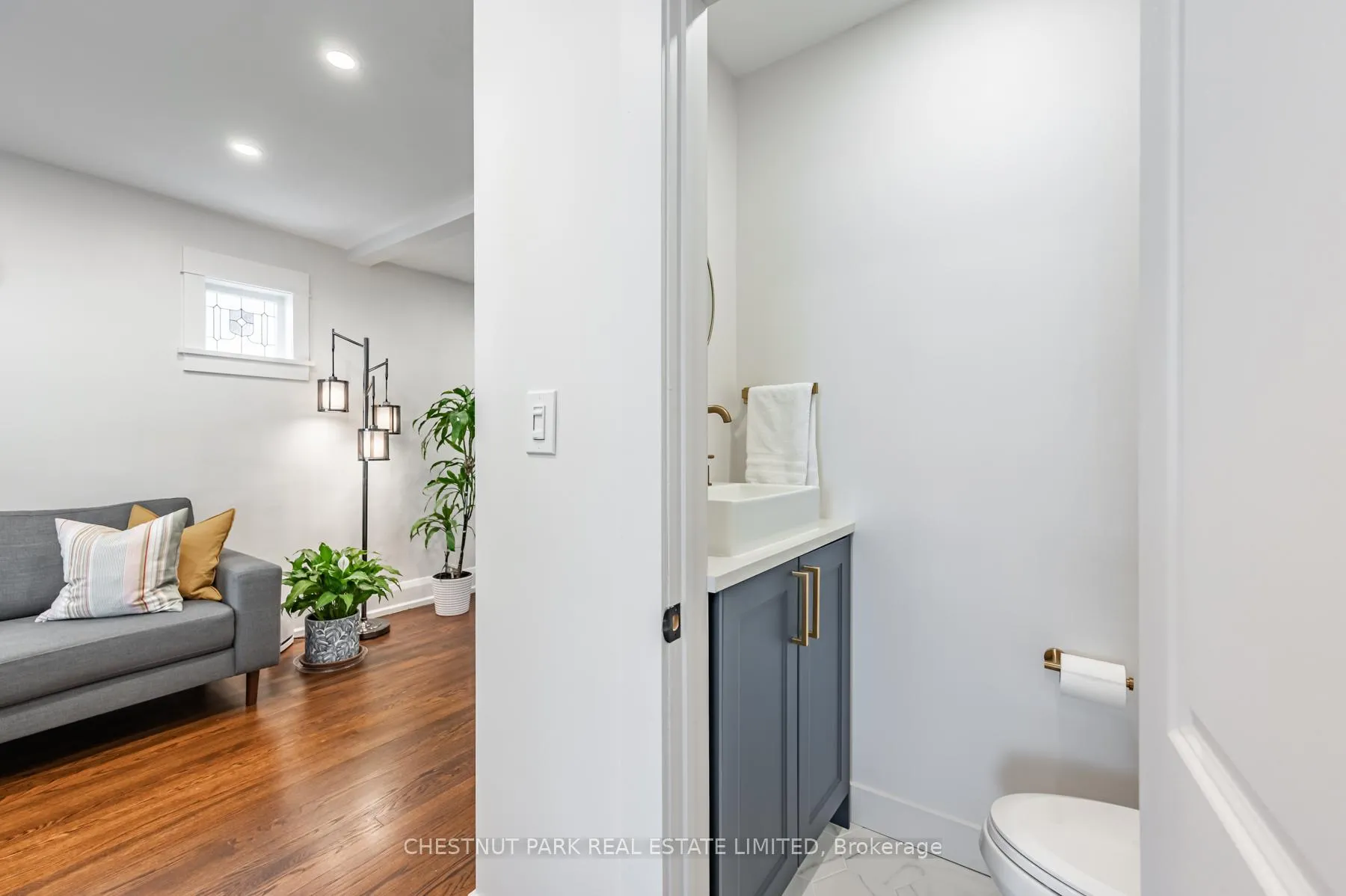 Photo 18 of 16 Thurston Road, Toronto, Mount Pleasant East — HOMEH