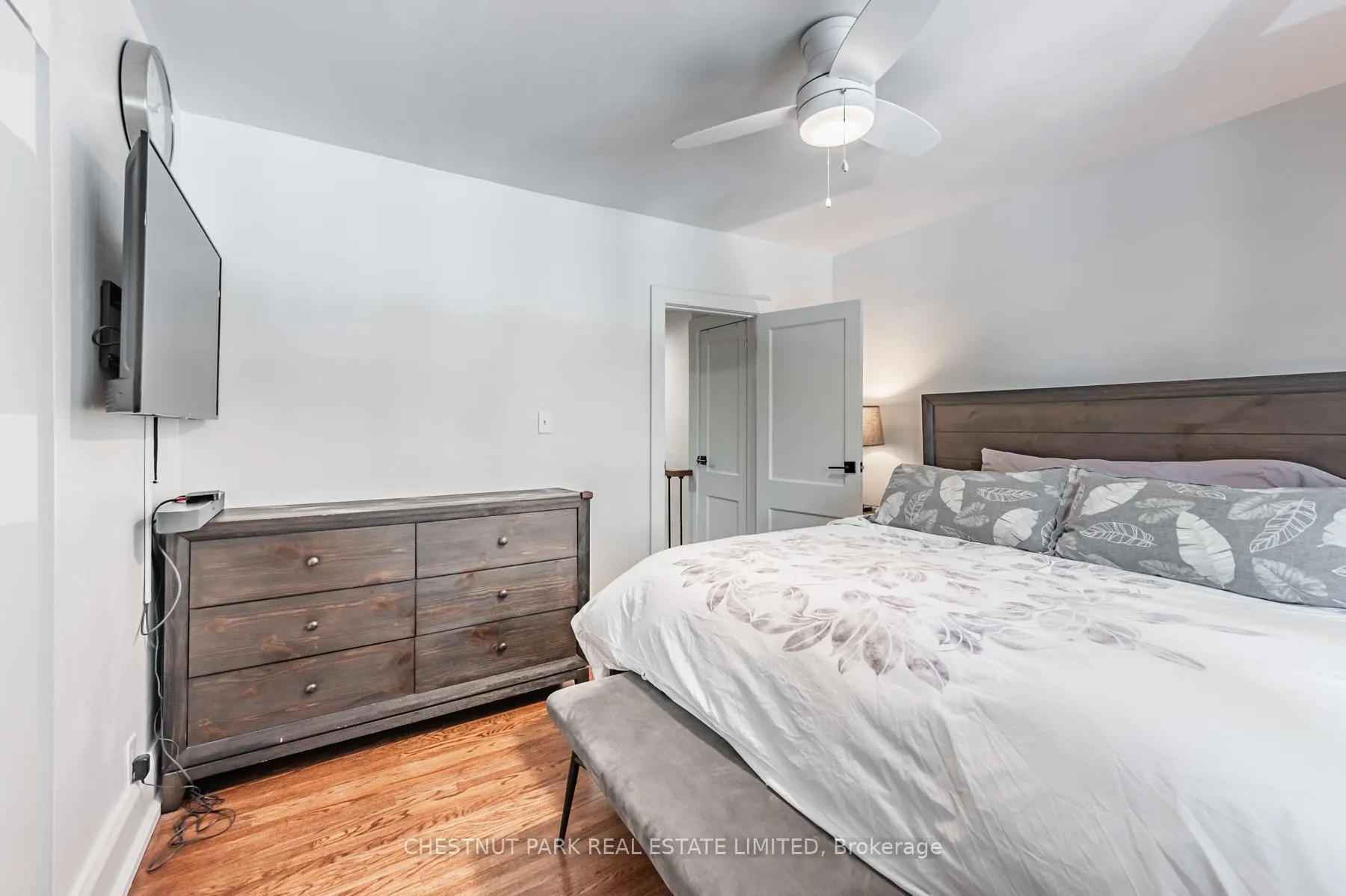 Photo 24 of 16 Thurston Road, Toronto, Mount Pleasant East — HOMEH