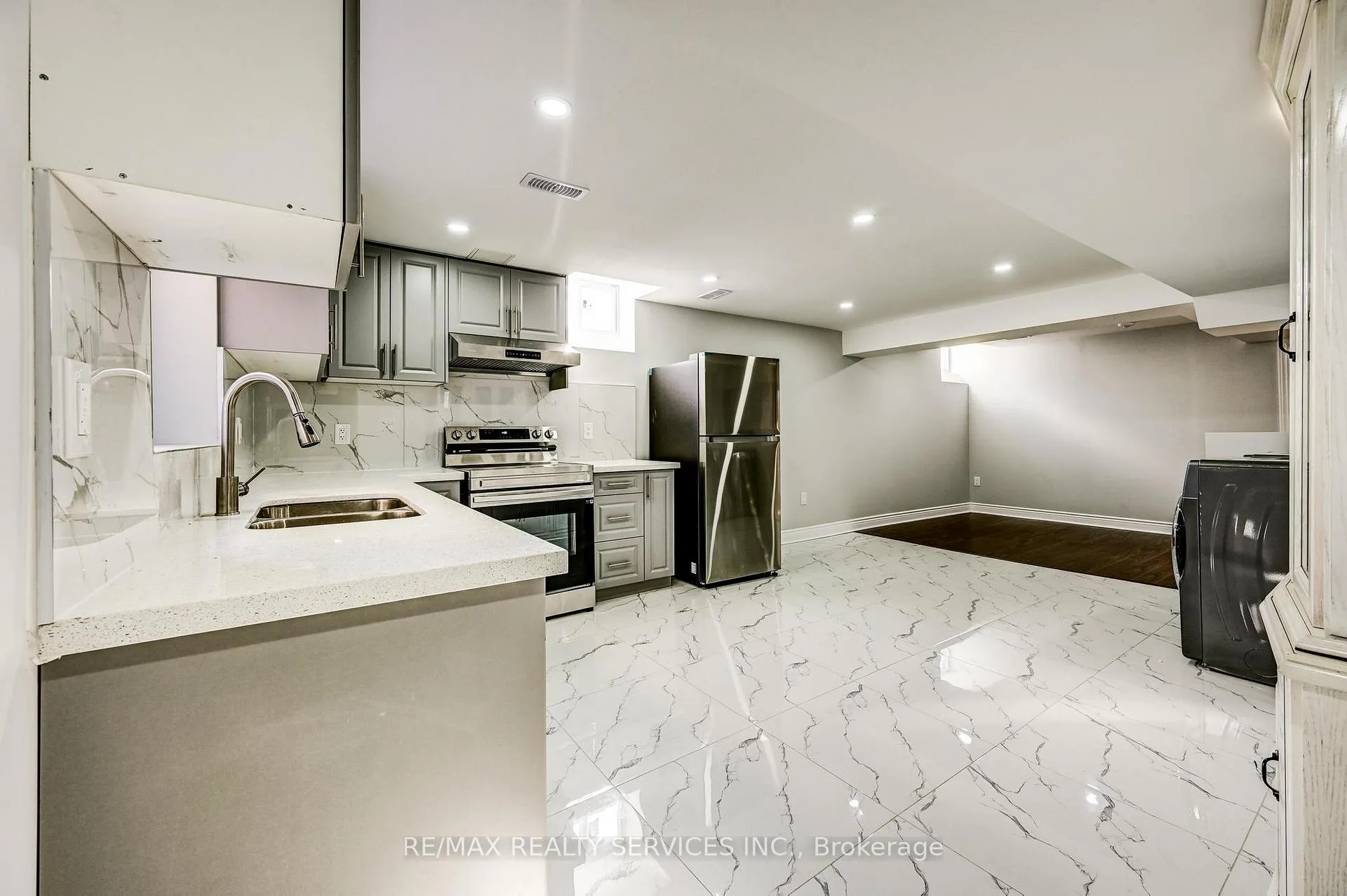 Photo 7 of Unit Bsmt, 21 Jacksonville Drive, Brampton, Vales of Castlemore — HOMEH