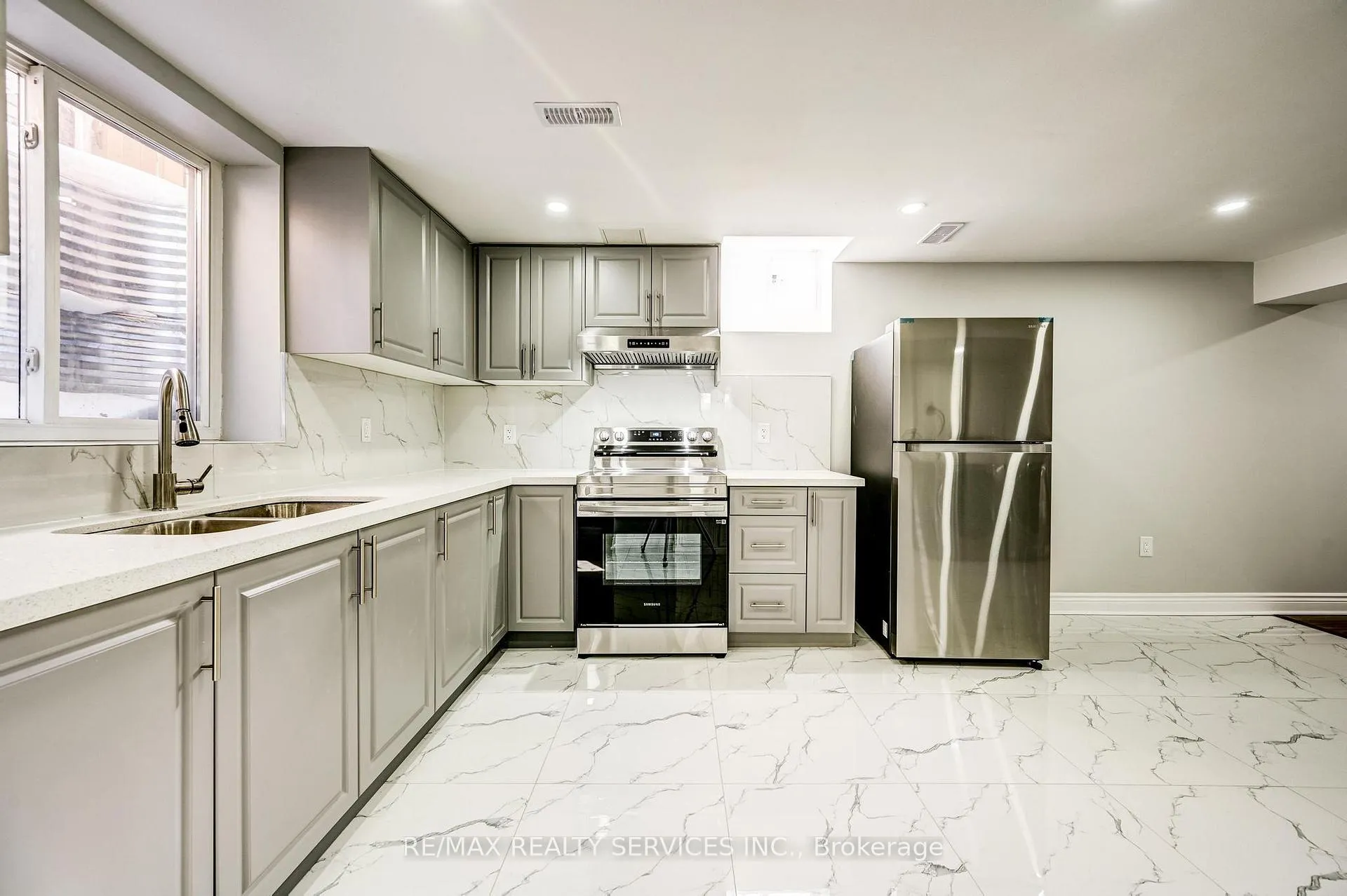Photo 8 of Unit Bsmt, 21 Jacksonville Drive, Brampton, Vales of Castlemore — HOMEH