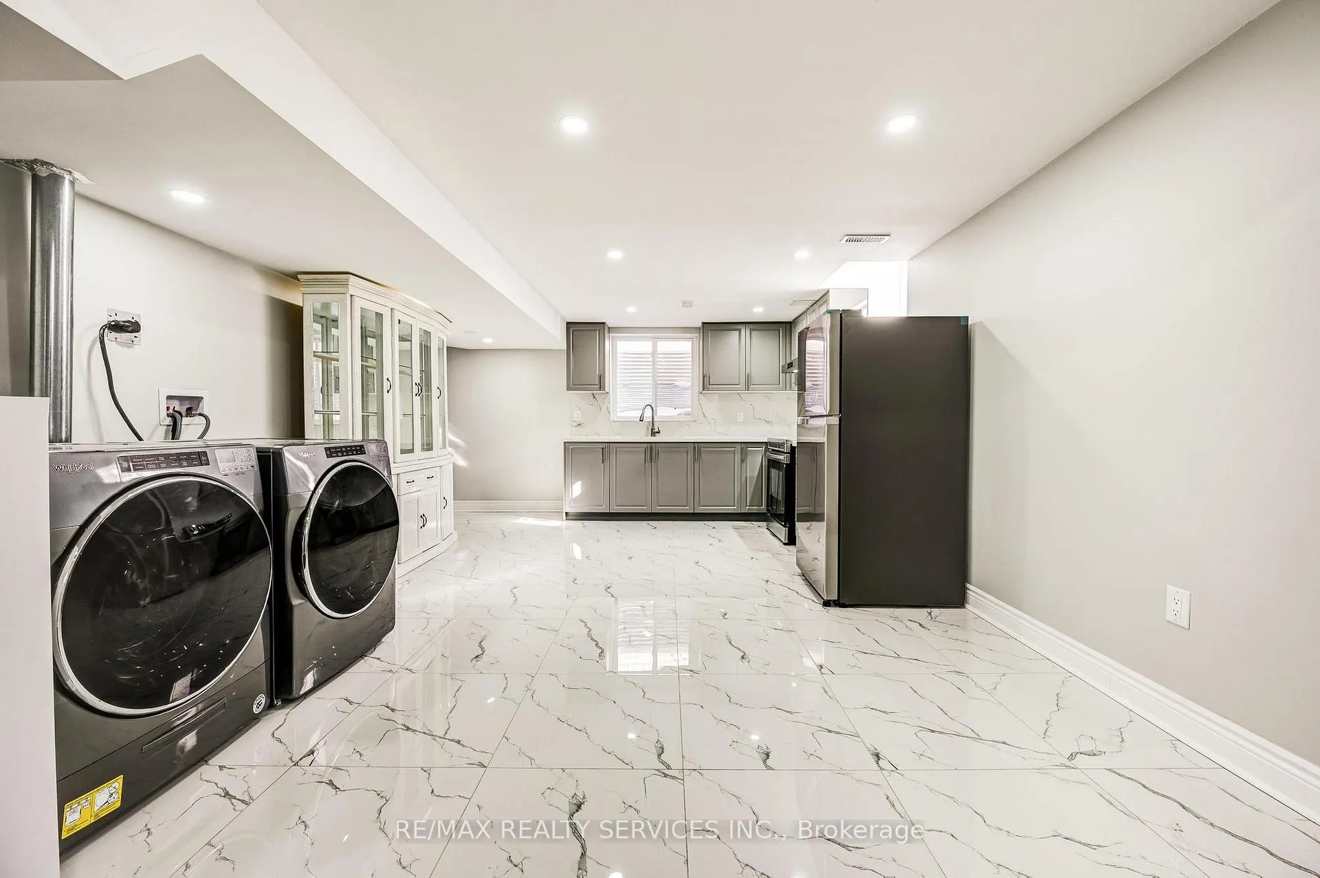 Photo 9 of Unit Bsmt, 21 Jacksonville Drive, Brampton, Vales of Castlemore — HOMEH