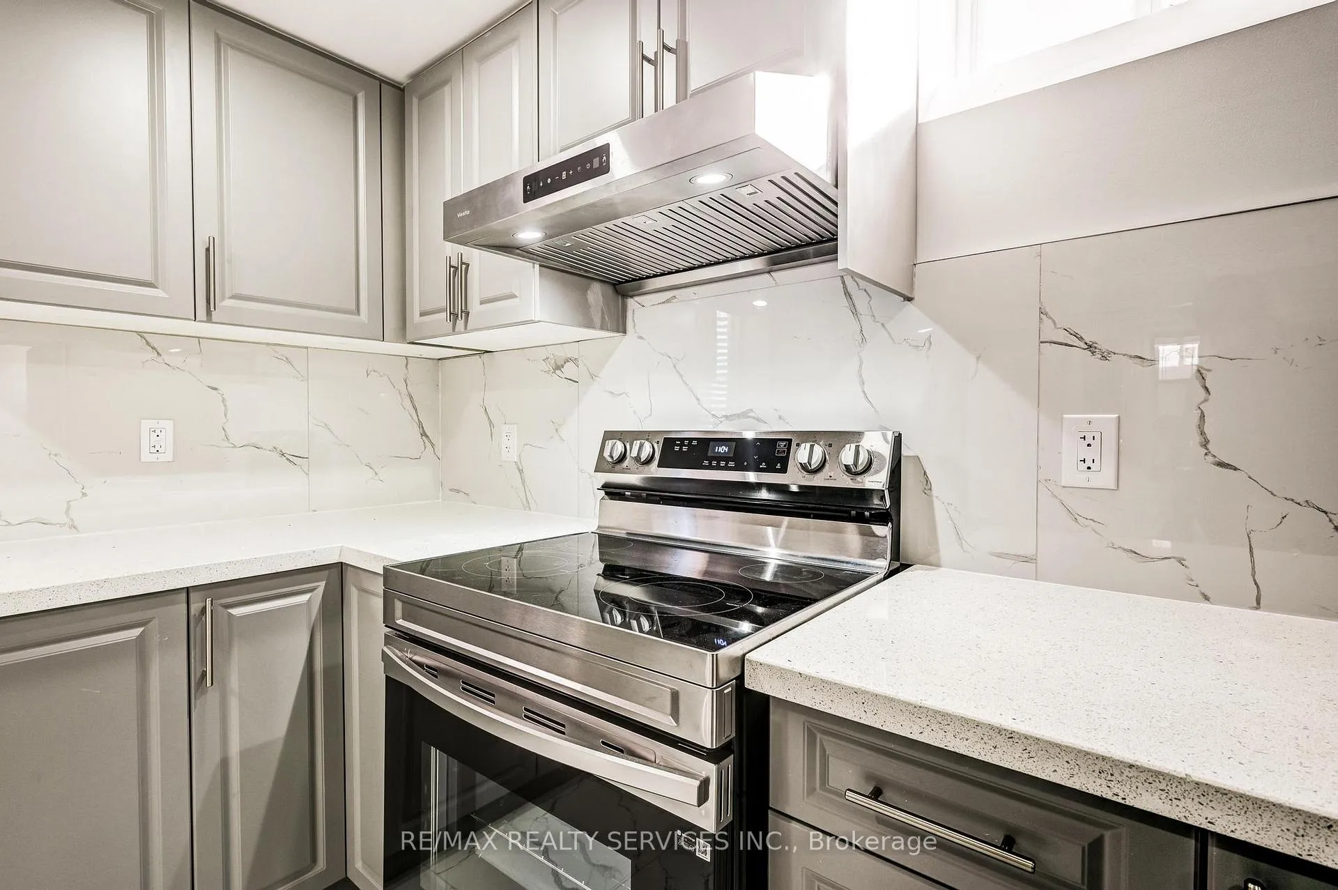 Photo 12 of Unit Bsmt, 21 Jacksonville Drive, Brampton, Vales of Castlemore — HOMEH