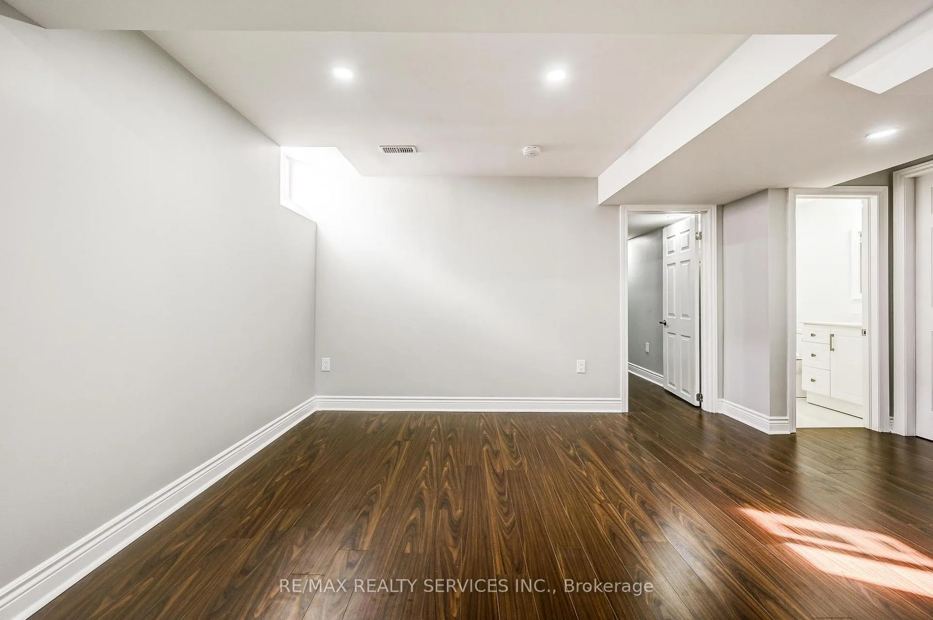 Photo 19 of Unit Bsmt, 21 Jacksonville Drive, Brampton, Vales of Castlemore — HOMEH