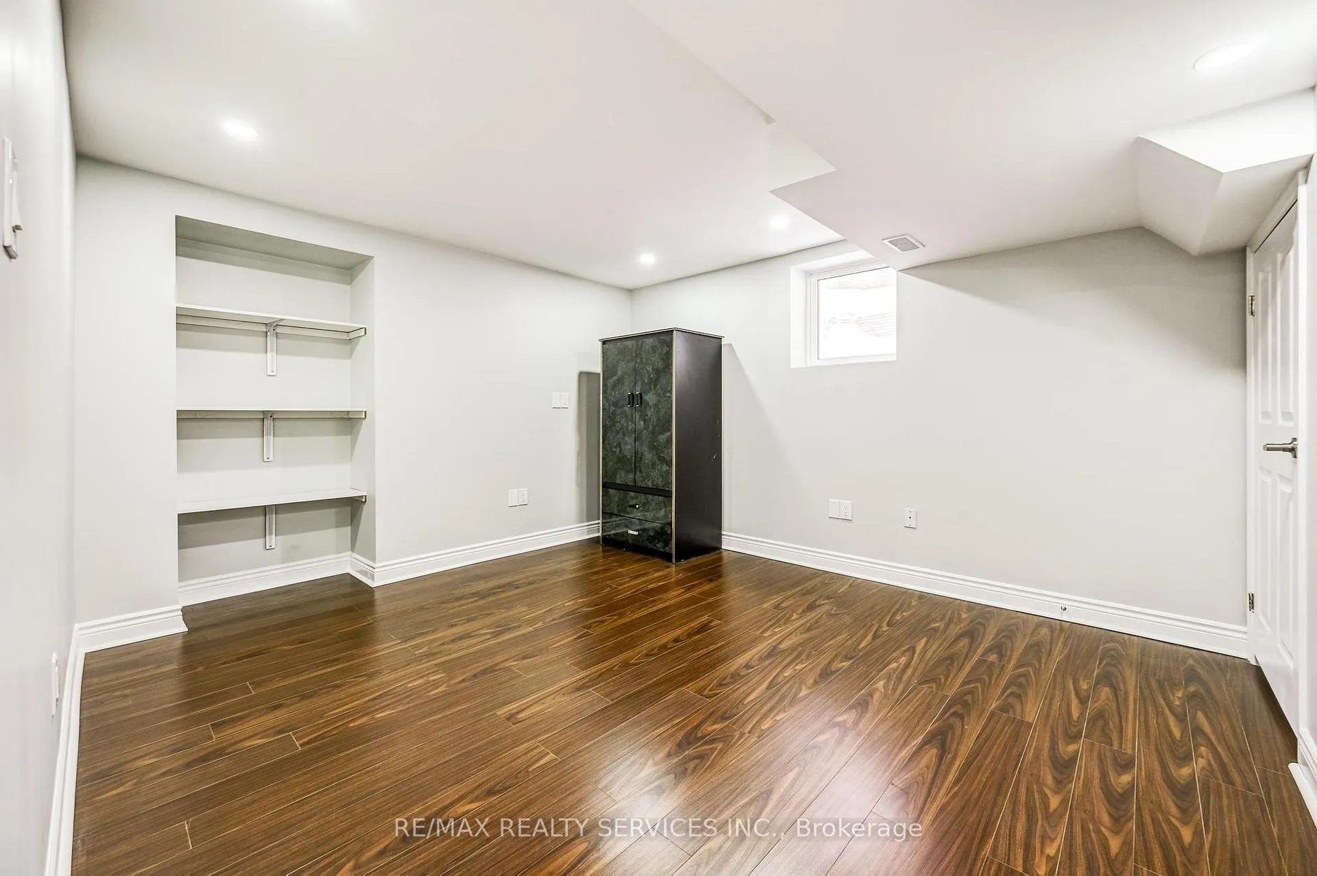 Photo 23 of Unit Bsmt, 21 Jacksonville Drive, Brampton, Vales of Castlemore — HOMEH