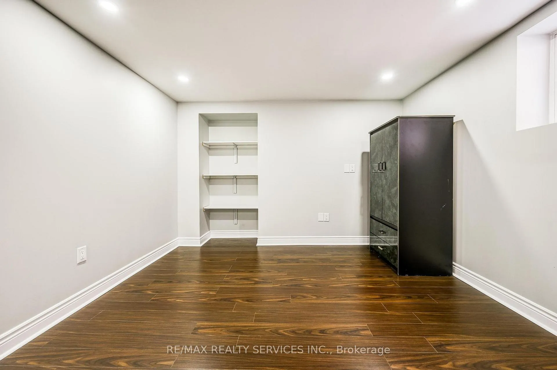 Photo 24 of Unit Bsmt, 21 Jacksonville Drive, Brampton, Vales of Castlemore — HOMEH
