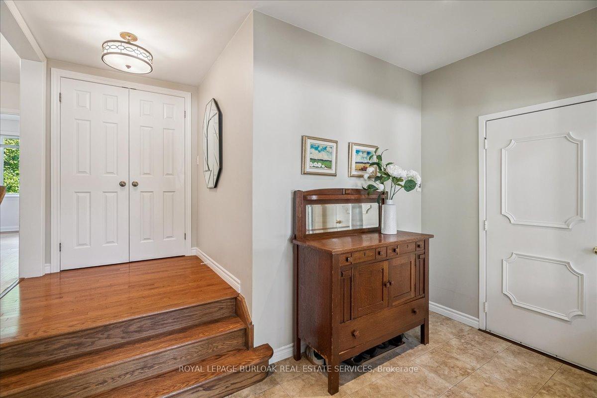 Photo 3 of 1424 Alfred Crescent, Burlington, Brant — HOMEH
