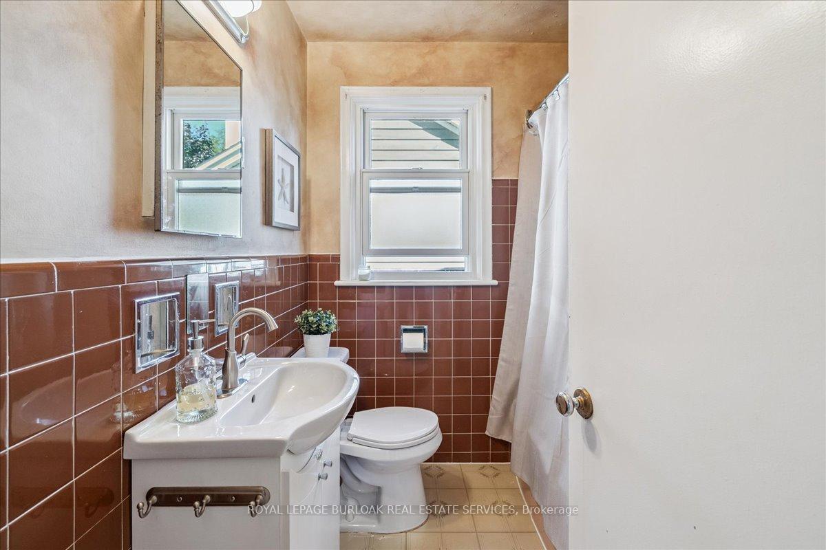 Photo 10 of 1424 Alfred Crescent, Burlington, Brant — HOMEH