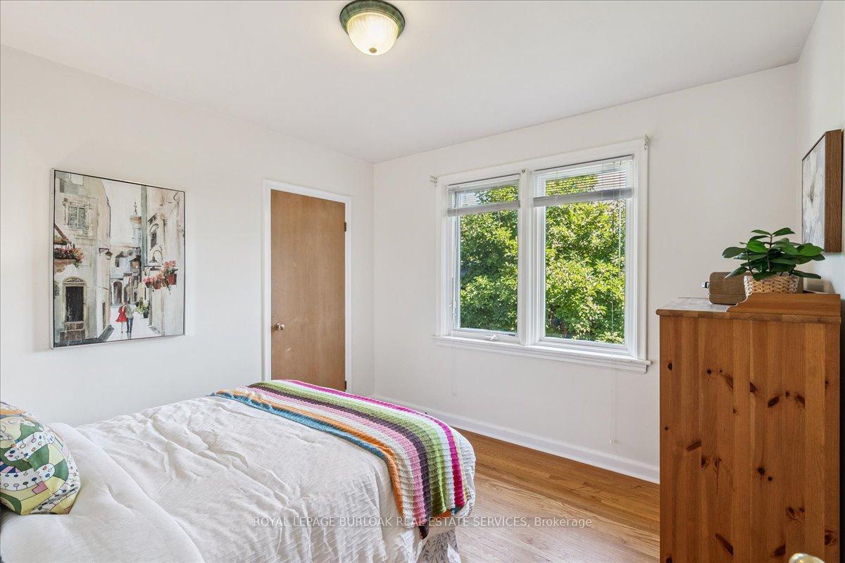 Photo 12 of 1424 Alfred Crescent, Burlington, Brant — HOMEH