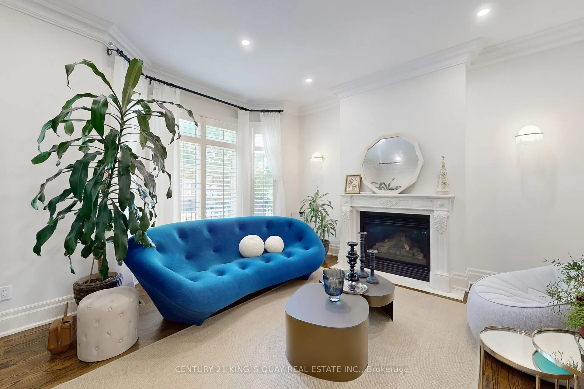 Photo 2 of 488A Fairlawn Avenue, Toronto, Bedford Park-Nortown — HOMEH