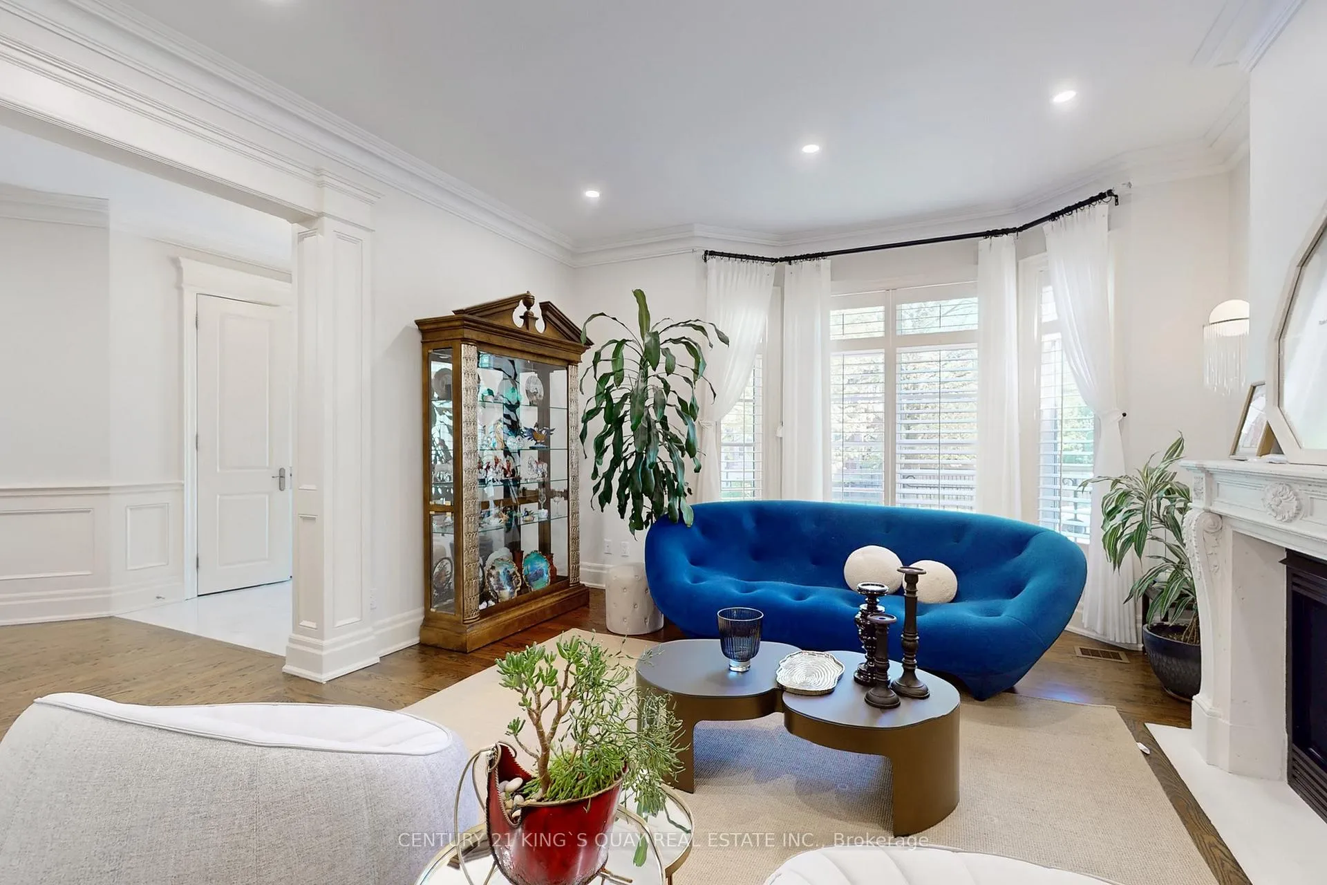 Photo 3 of 488A Fairlawn Avenue, Toronto, Bedford Park-Nortown — HOMEH