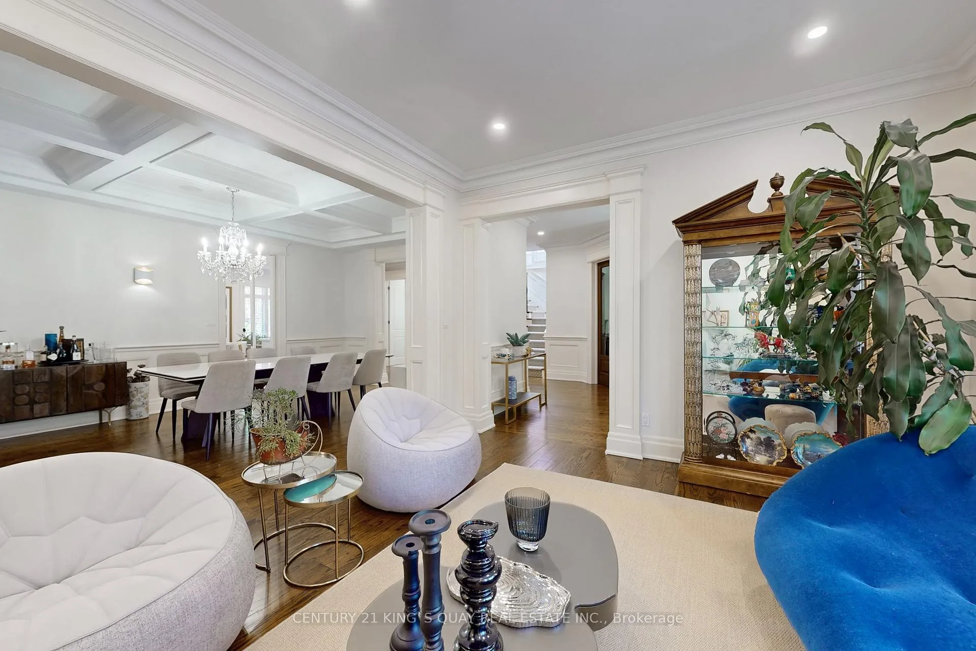 Photo 5 of 488A Fairlawn Avenue, Toronto, Bedford Park-Nortown — HOMEH