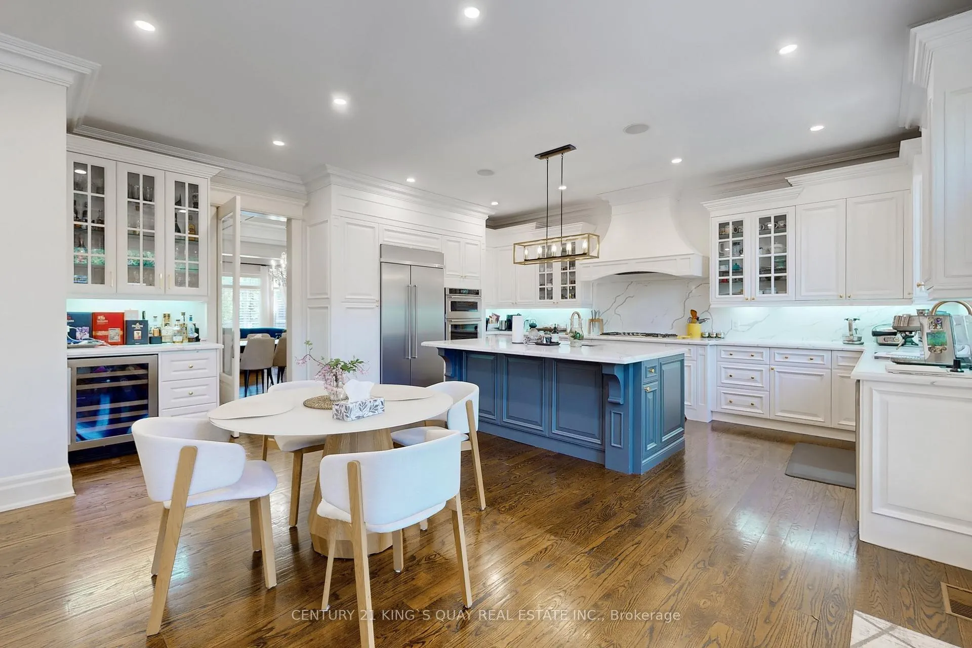 Photo 14 of 488A Fairlawn Avenue, Toronto, Bedford Park-Nortown — HOMEH