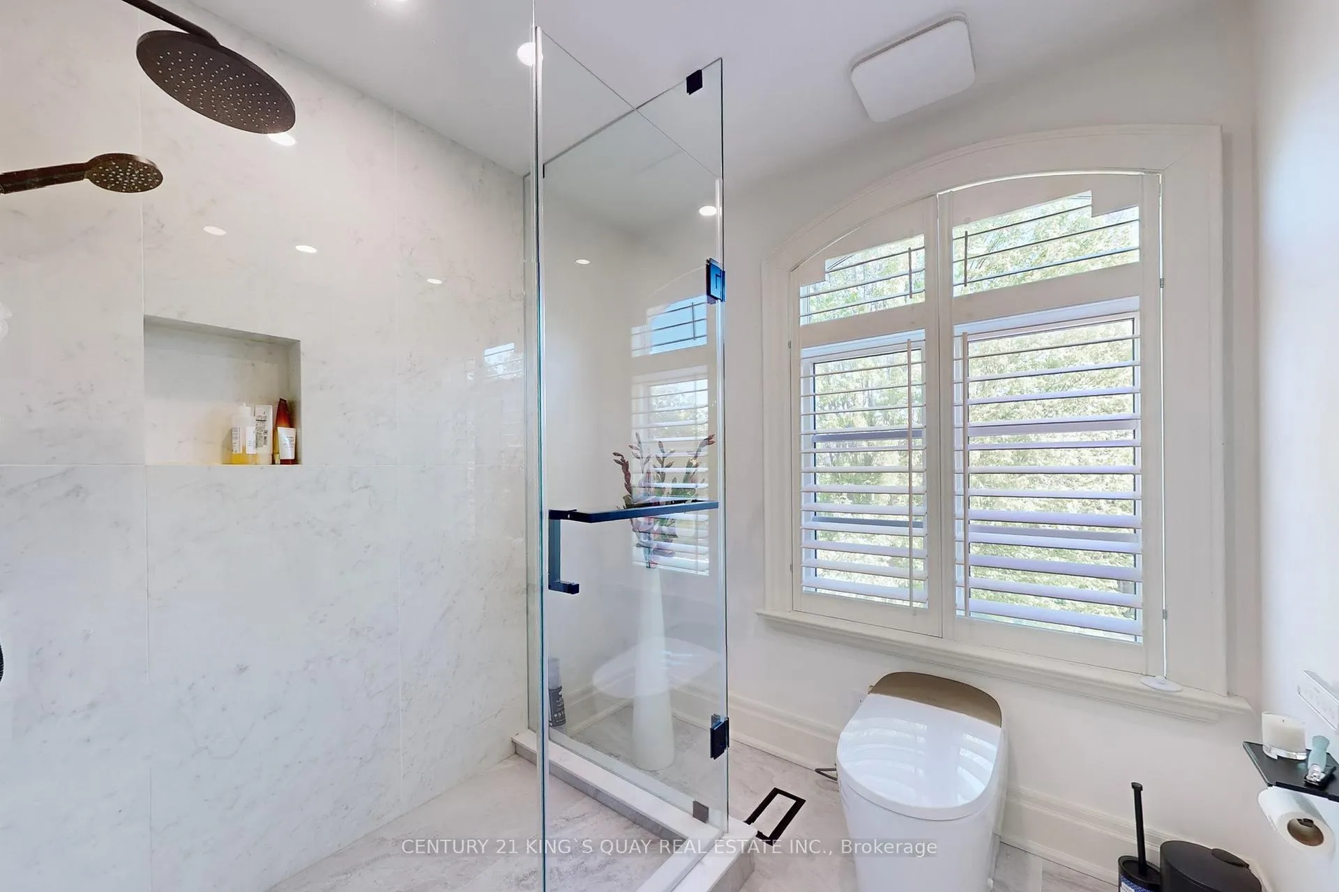 Photo 27 of 488A Fairlawn Avenue, Toronto, Bedford Park-Nortown — HOMEH