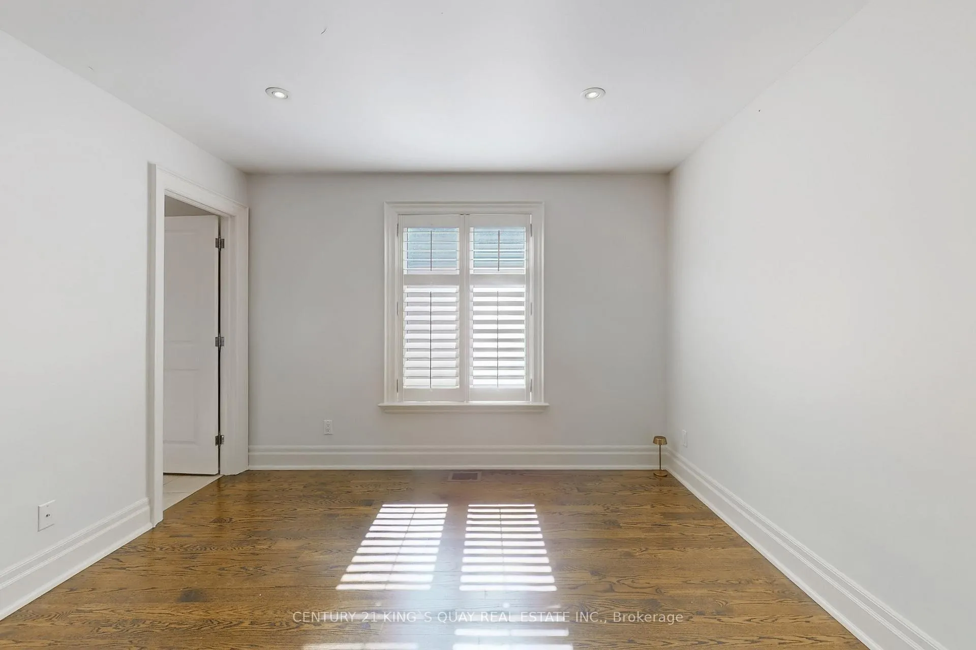 Photo 29 of 488A Fairlawn Avenue, Toronto, Bedford Park-Nortown — HOMEH