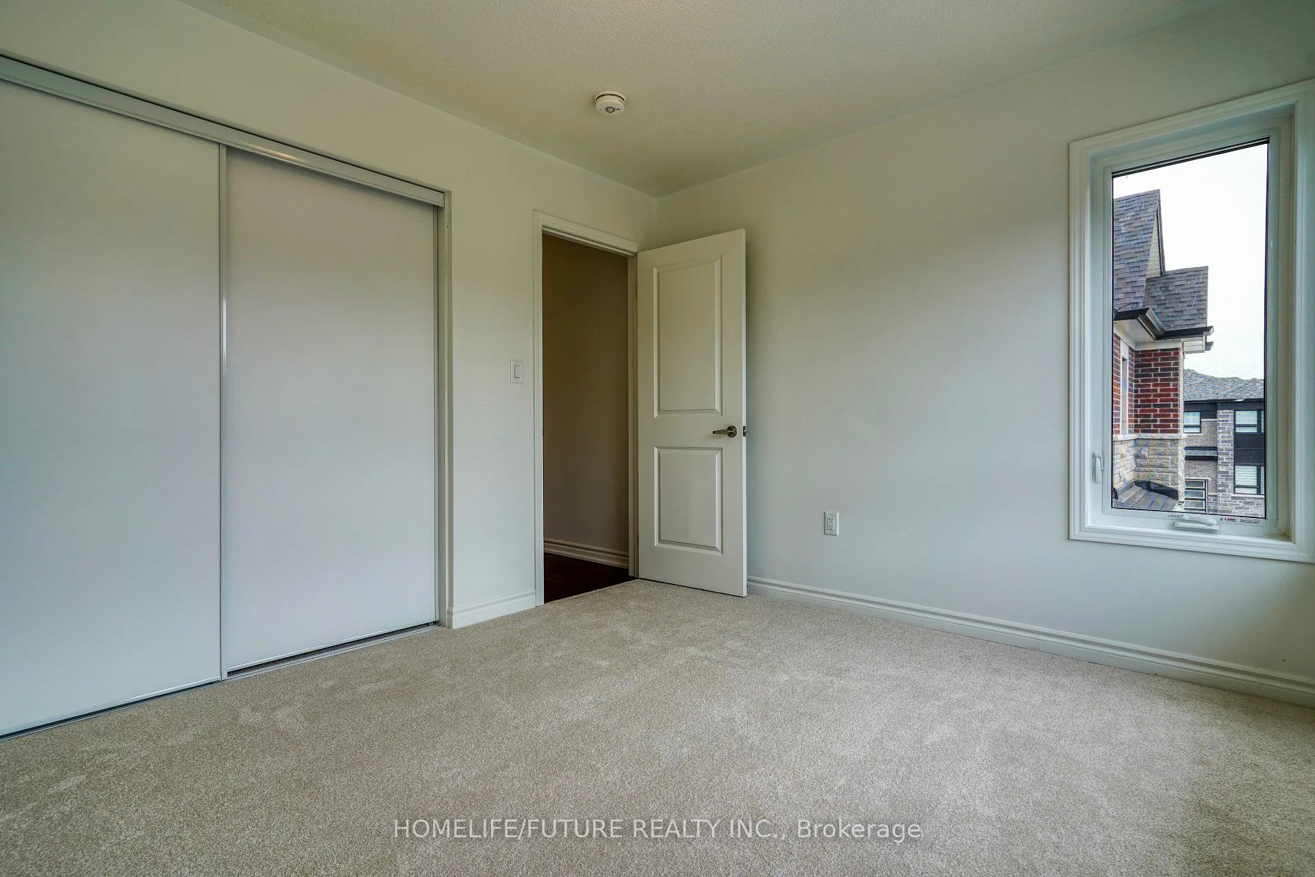 Photo 33 of 1481 MockingBird Square, Pickering, Rural Pickering — HOMEH