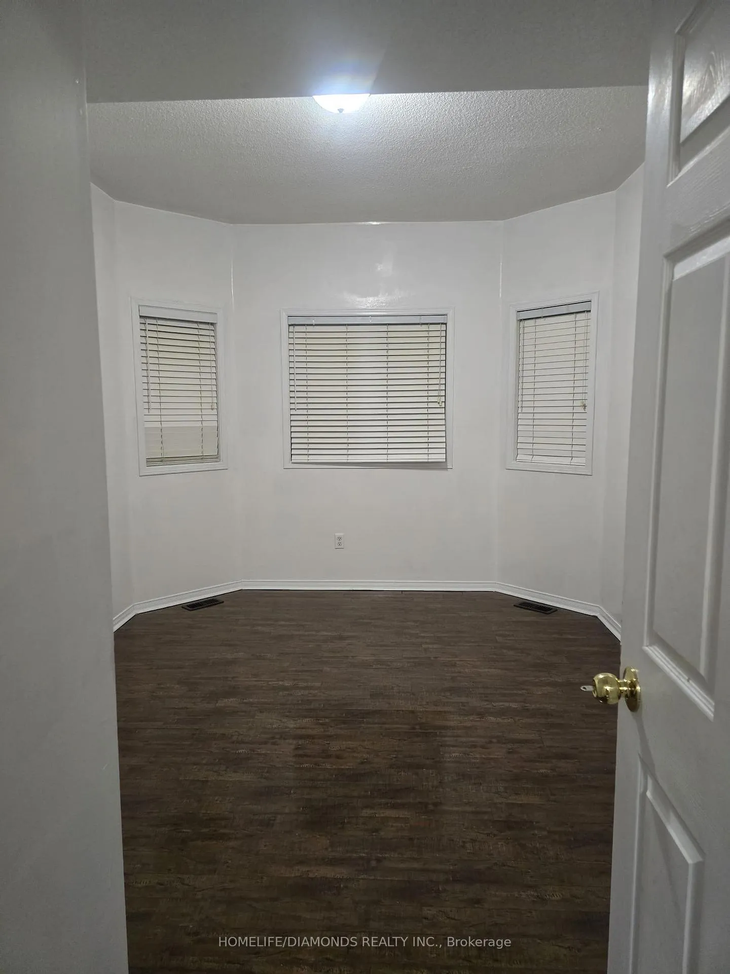 Photo 13 of Unit UPPER, 39 Capistro Street, Brampton, Fletcher's Meadow — HOMEH