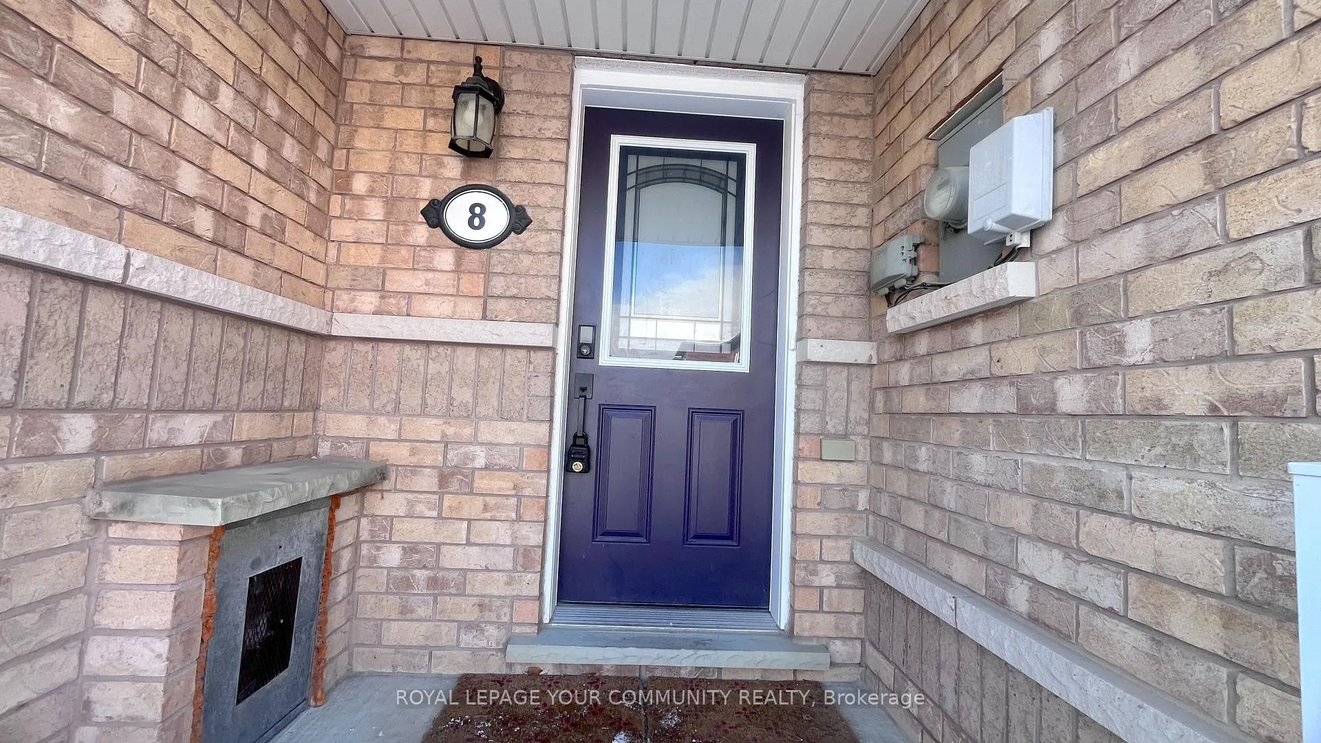 Photo 2 of 8 Arbuckle Way, Whitby, Blue Grass Meadows — HOMEH