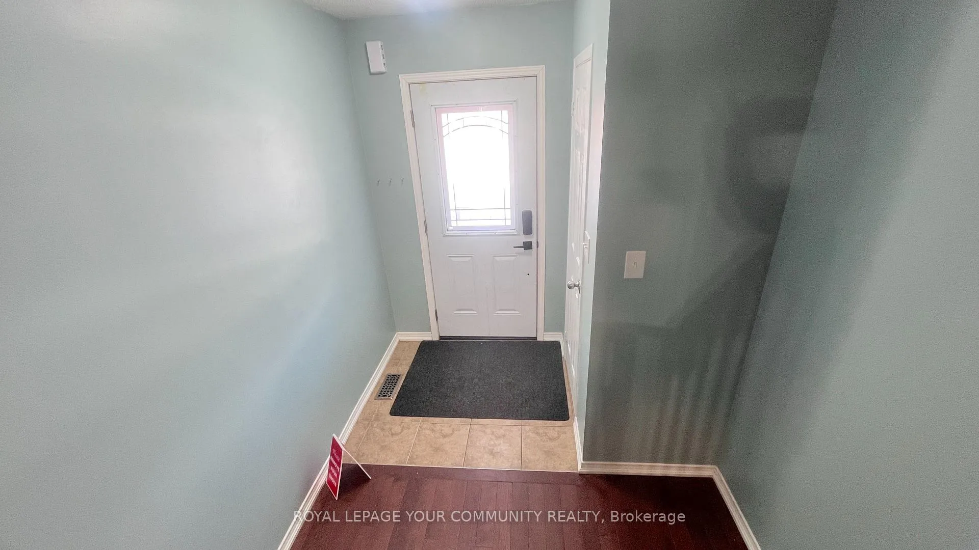 Photo 3 of 8 Arbuckle Way, Whitby, Blue Grass Meadows — HOMEH