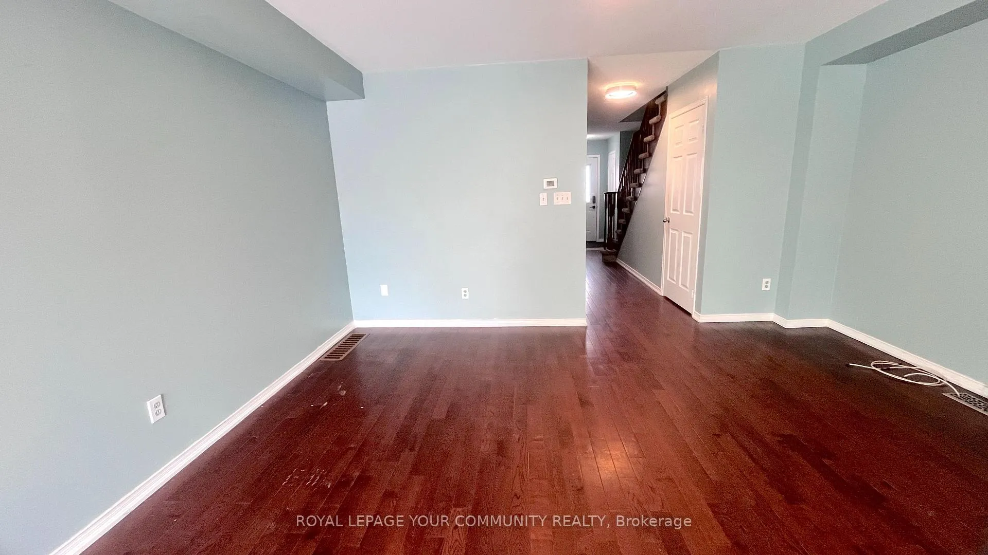 Photo 4 of 8 Arbuckle Way, Whitby, Blue Grass Meadows — HOMEH