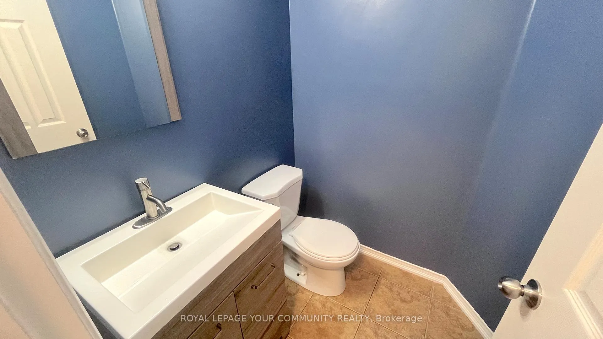 Photo 13 of 8 Arbuckle Way, Whitby, Blue Grass Meadows — HOMEH