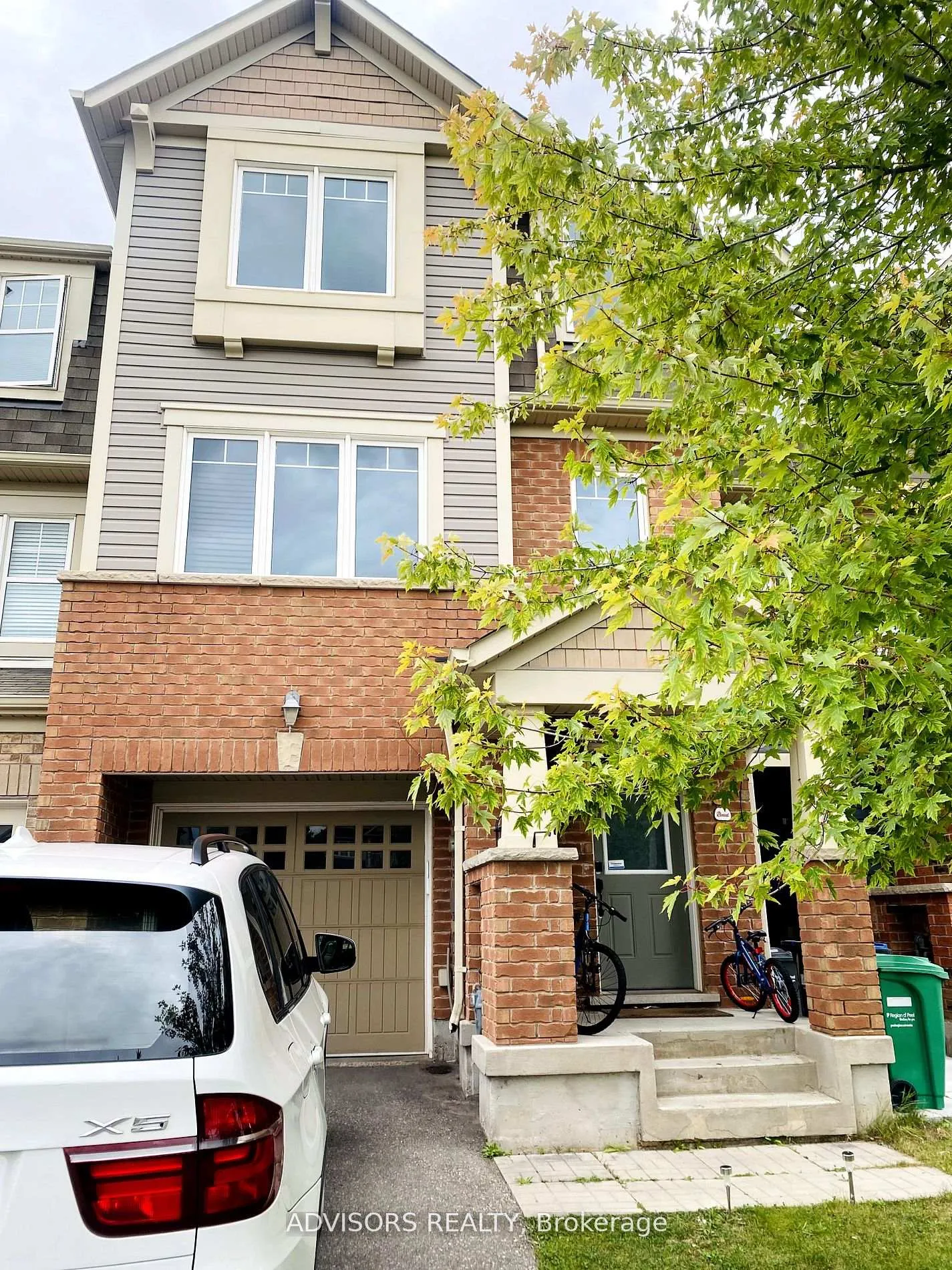Photo 1 of 19 Lanternlight Lane, Brampton, Northwest Brampton — HOMEH