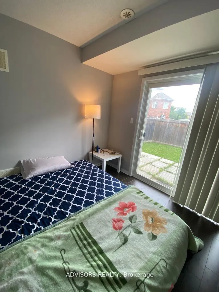 Photo 7 of 19 Lanternlight Lane, Brampton, Northwest Brampton — HOMEH
