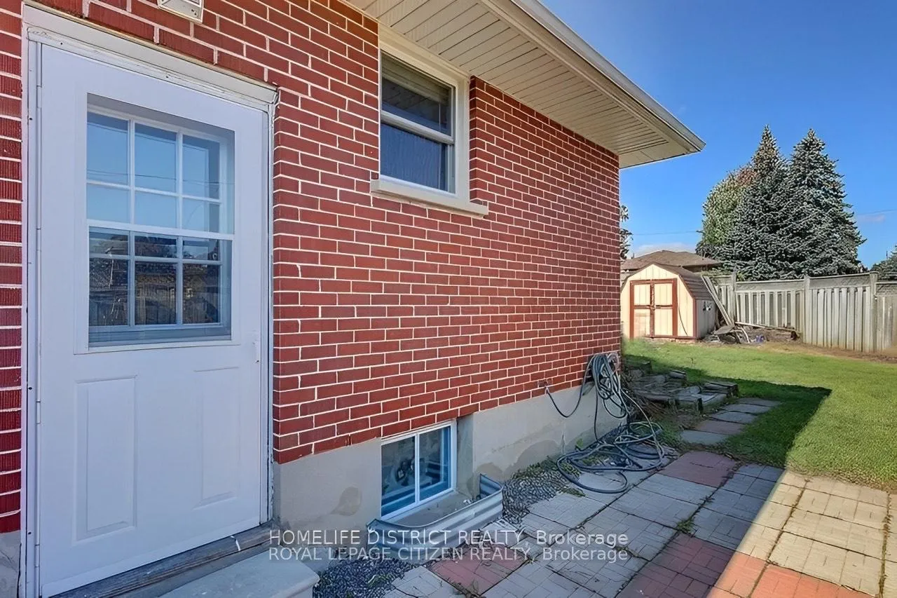Photo 2 of Unit BSMT, 352 Garden Court, Oshawa, McLaughlin — HOMEH