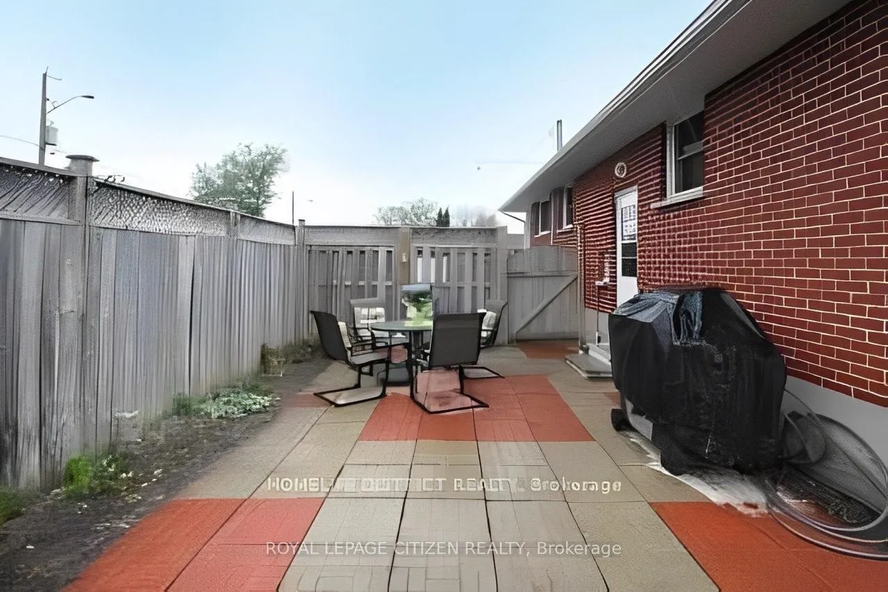Photo 3 of Unit BSMT, 352 Garden Court, Oshawa, McLaughlin — HOMEH