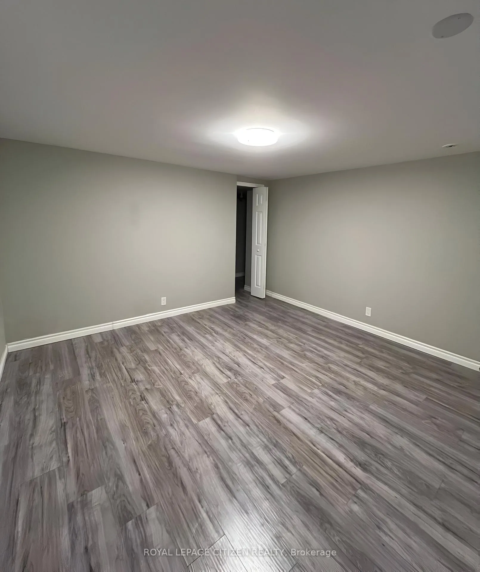 Photo 6 of Unit BSMT, 352 Garden Court, Oshawa, McLaughlin — HOMEH
