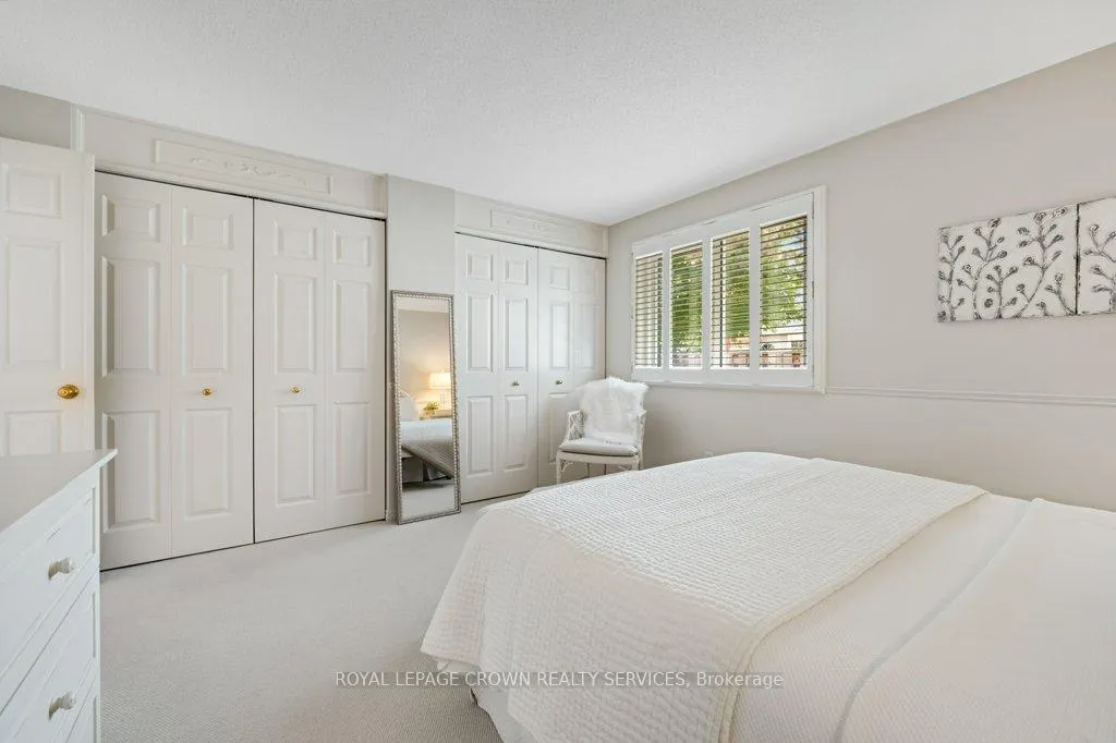 Photo 18 of 15 Quinte Crescent, Kitchener — HOMEH
