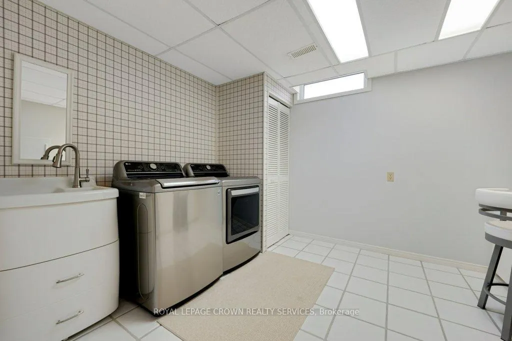 Photo 28 of 15 Quinte Crescent, Kitchener — HOMEH