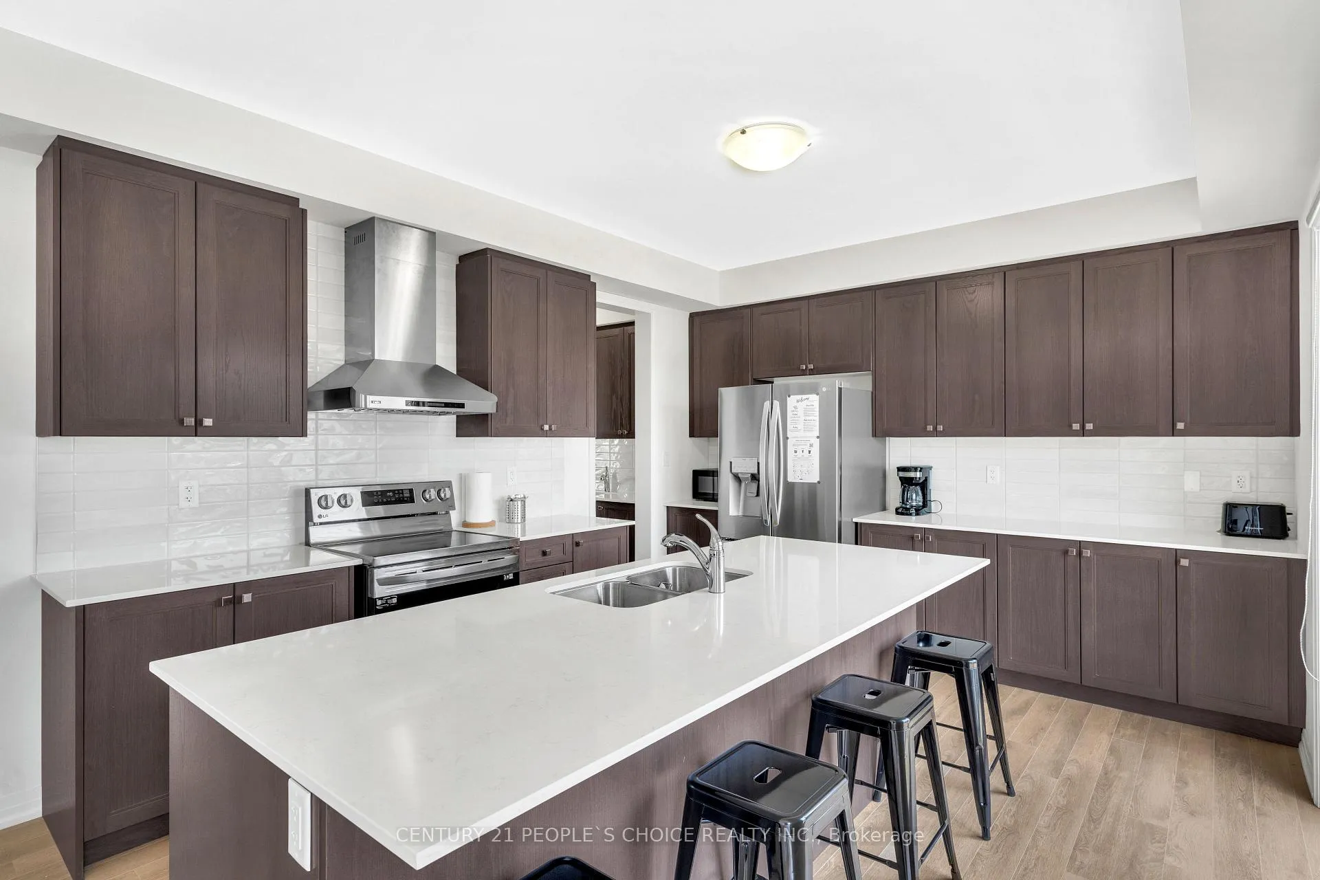 Photo 6 of 18 Skyridge Drive, Brampton, Bram East — HOMEH