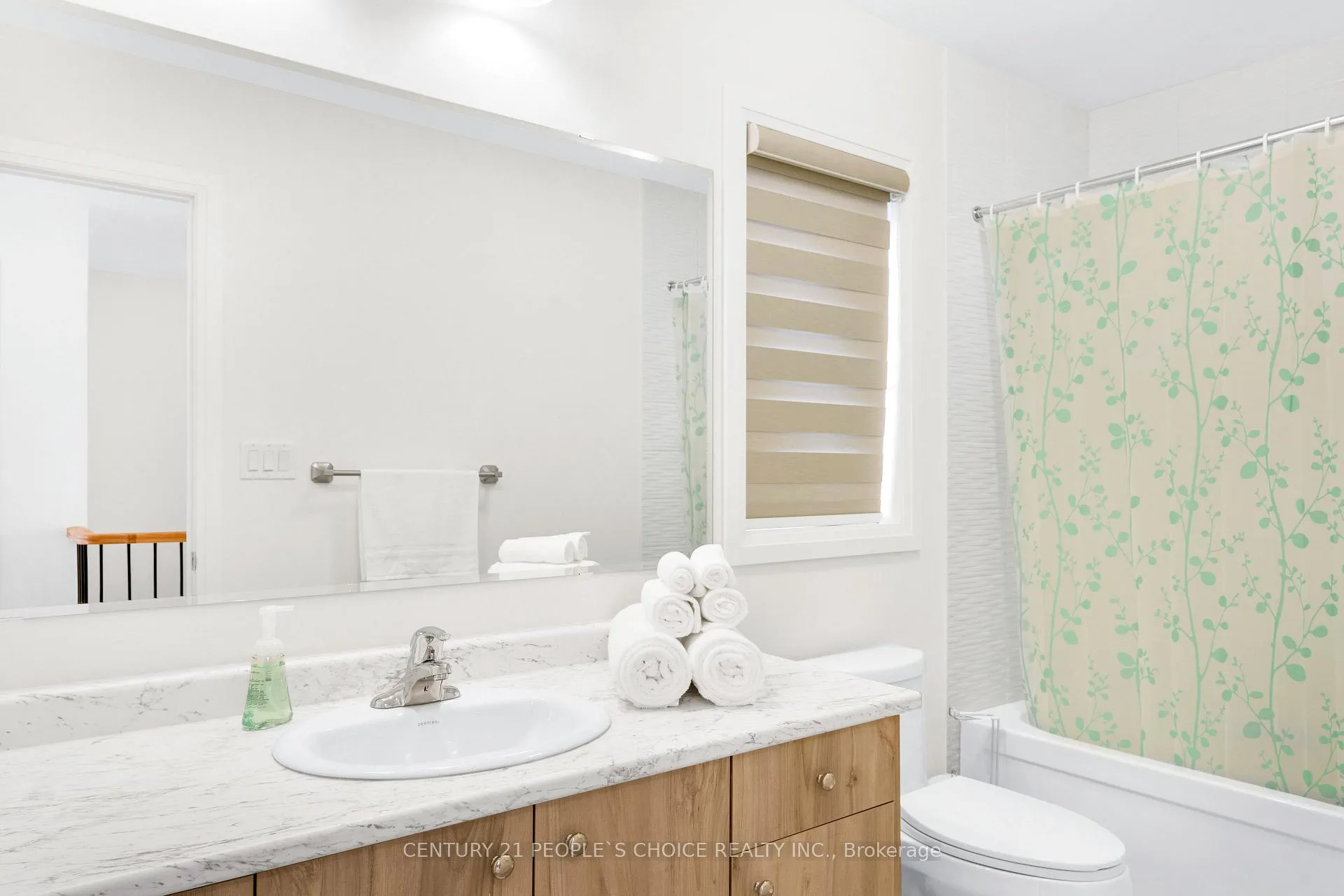 Photo 16 of 18 Skyridge Drive, Brampton, Bram East — HOMEH