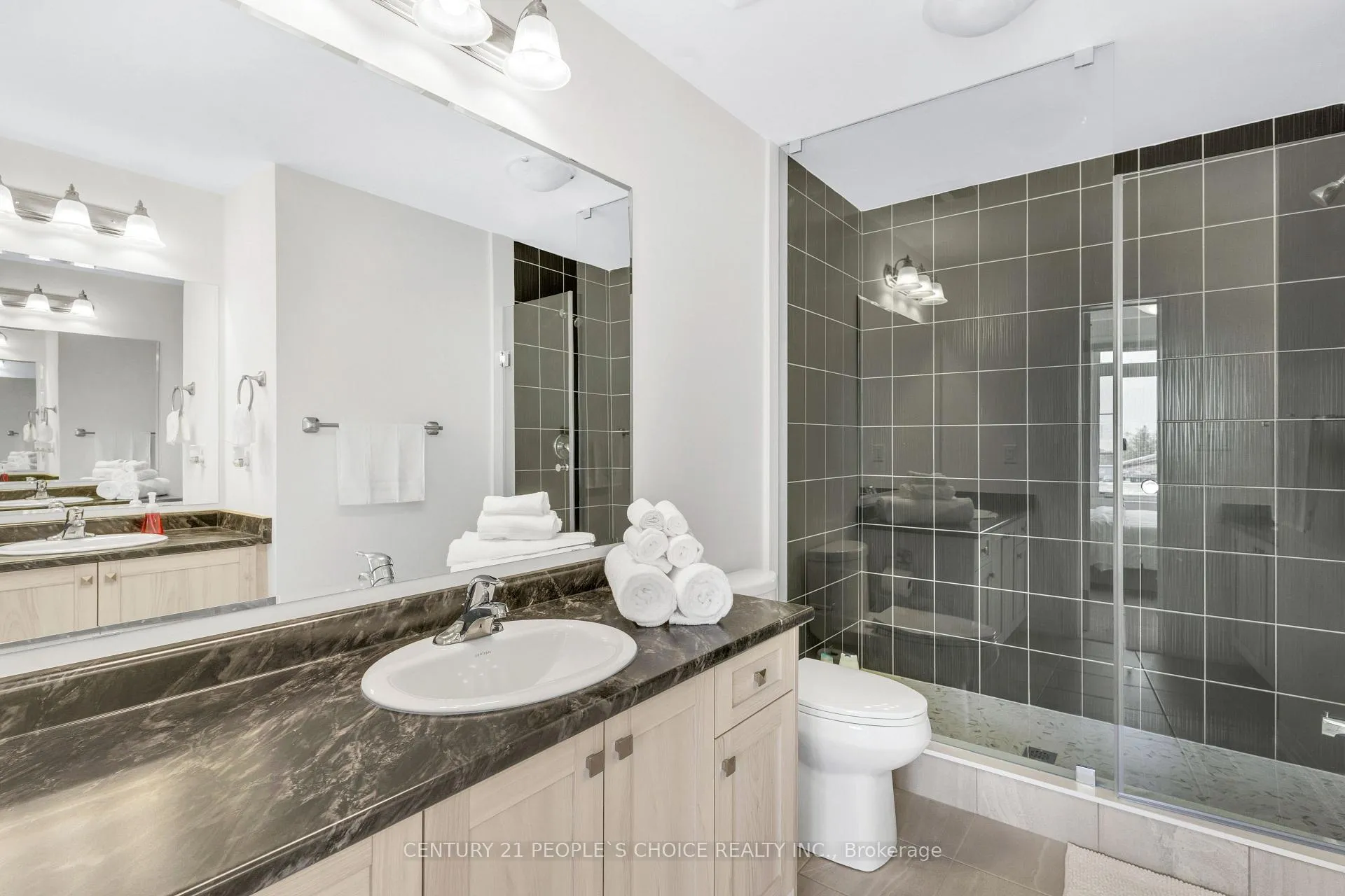 Photo 20 of 18 Skyridge Drive, Brampton, Bram East — HOMEH