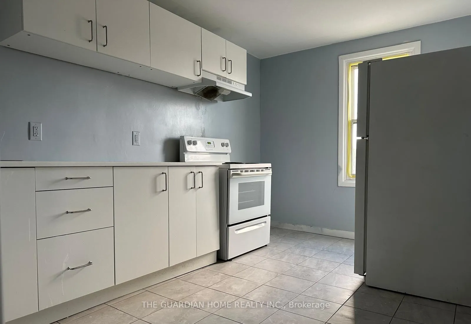 Photo 2 of Unit 2, 1525 Barton Street E, Hamilton, Homeside — HOMEH