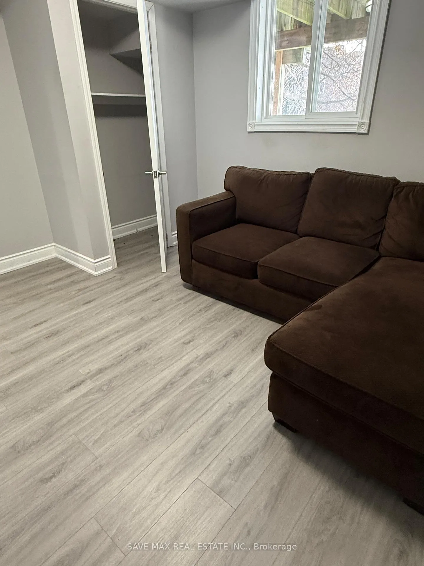 Photo 4 of 24 Knapton Avenue, Ajax, Central — HOMEH