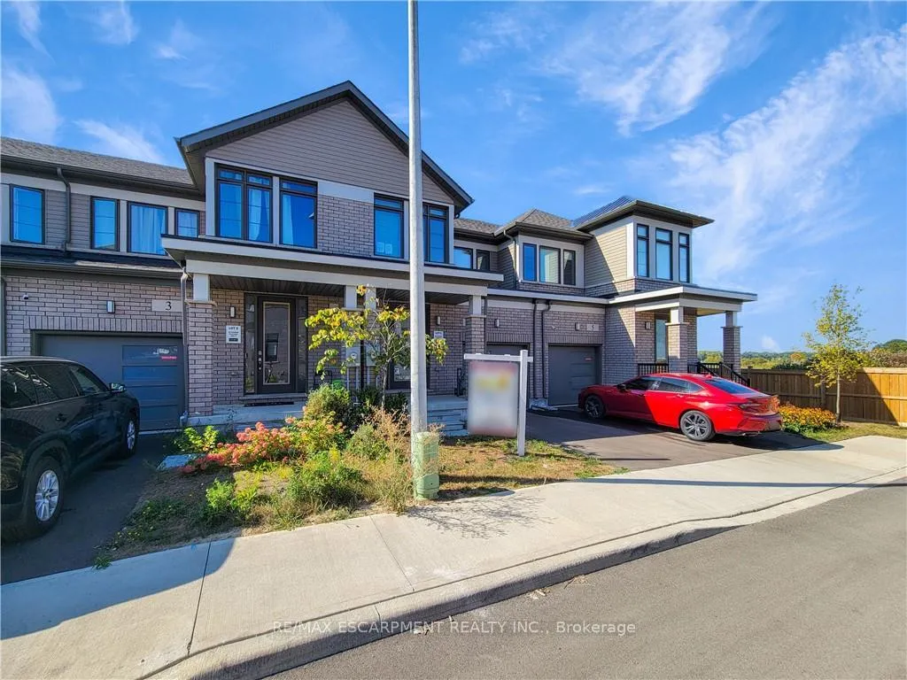 Photo 3 of Unit 4, 10 Freedom Crescent, Hamilton, Mount Hope — HOMEH