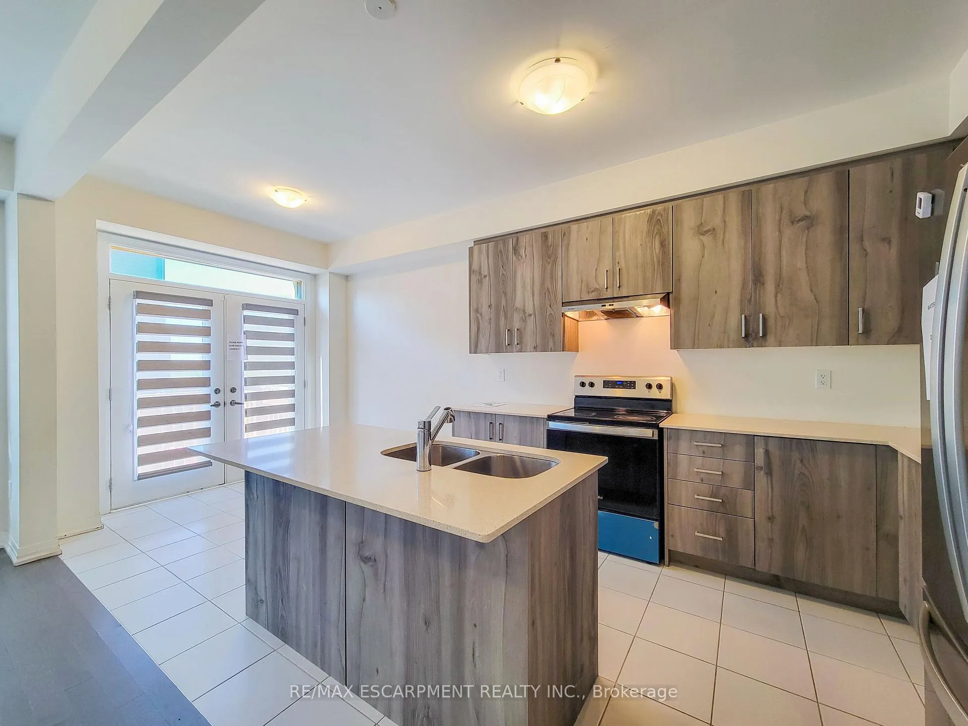 Photo 10 of Unit 4, 10 Freedom Crescent, Hamilton, Mount Hope — HOMEH