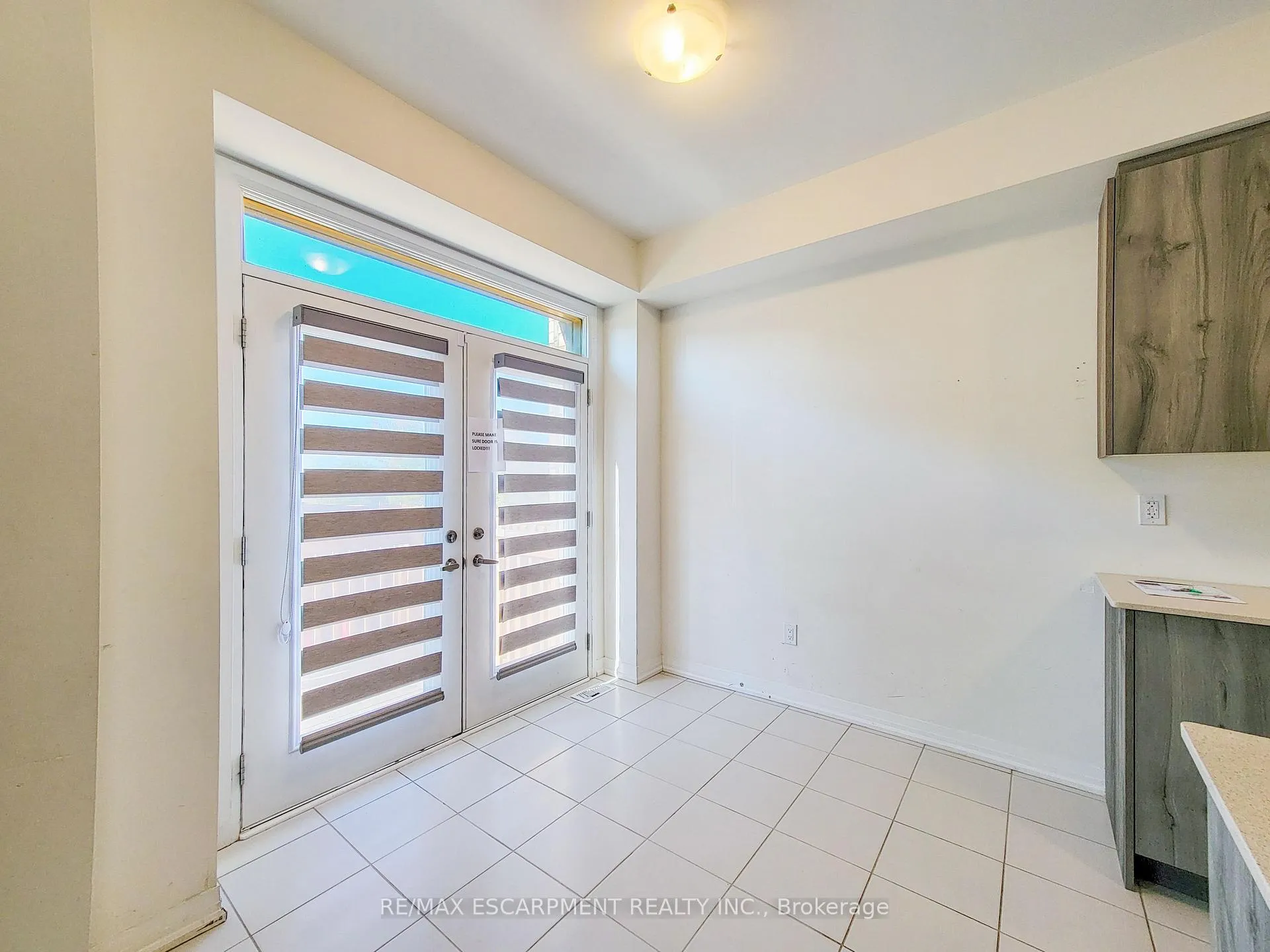 Photo 13 of Unit 4, 10 Freedom Crescent, Hamilton, Mount Hope — HOMEH