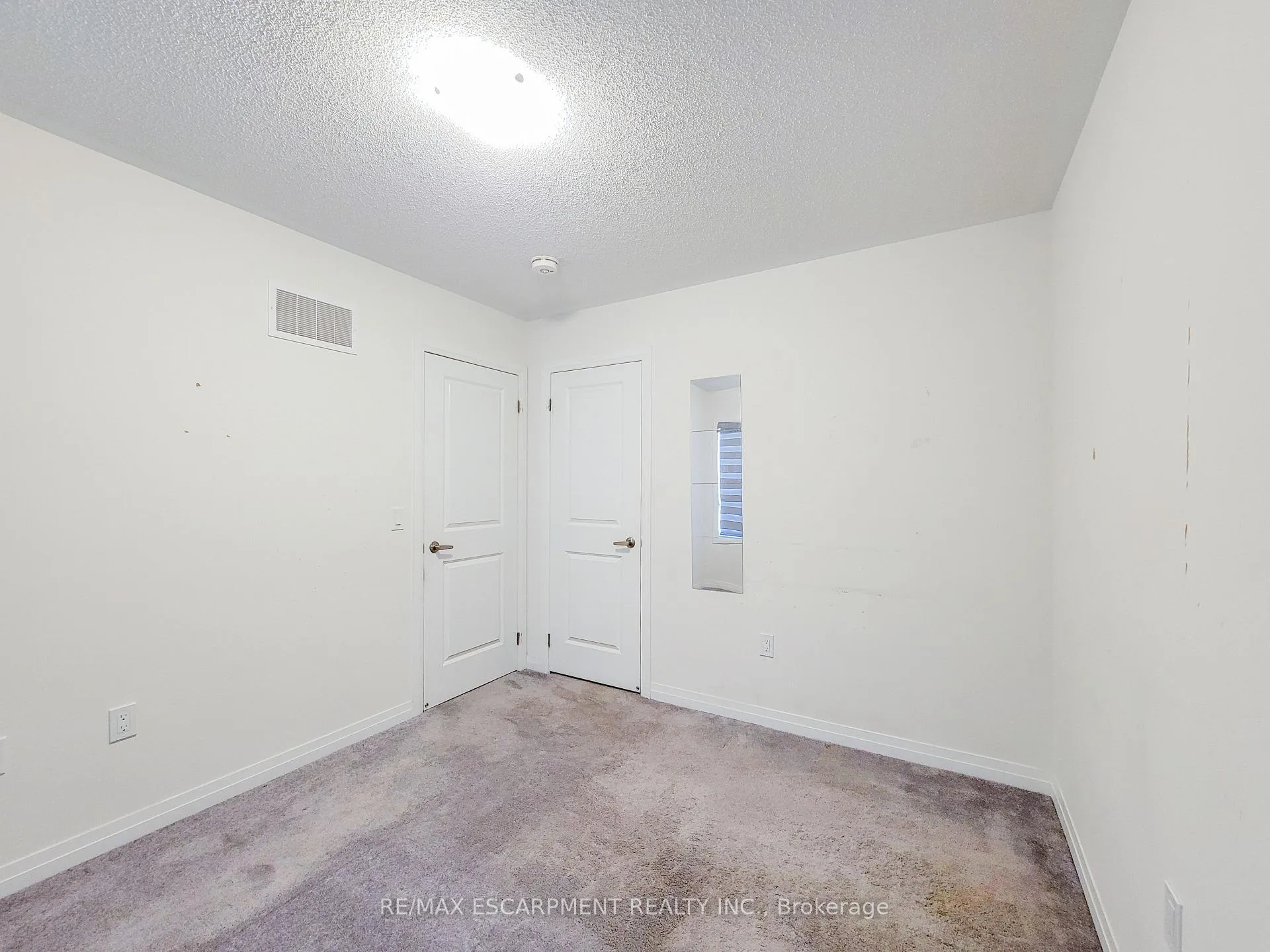 Photo 21 of Unit 4, 10 Freedom Crescent, Hamilton, Mount Hope — HOMEH