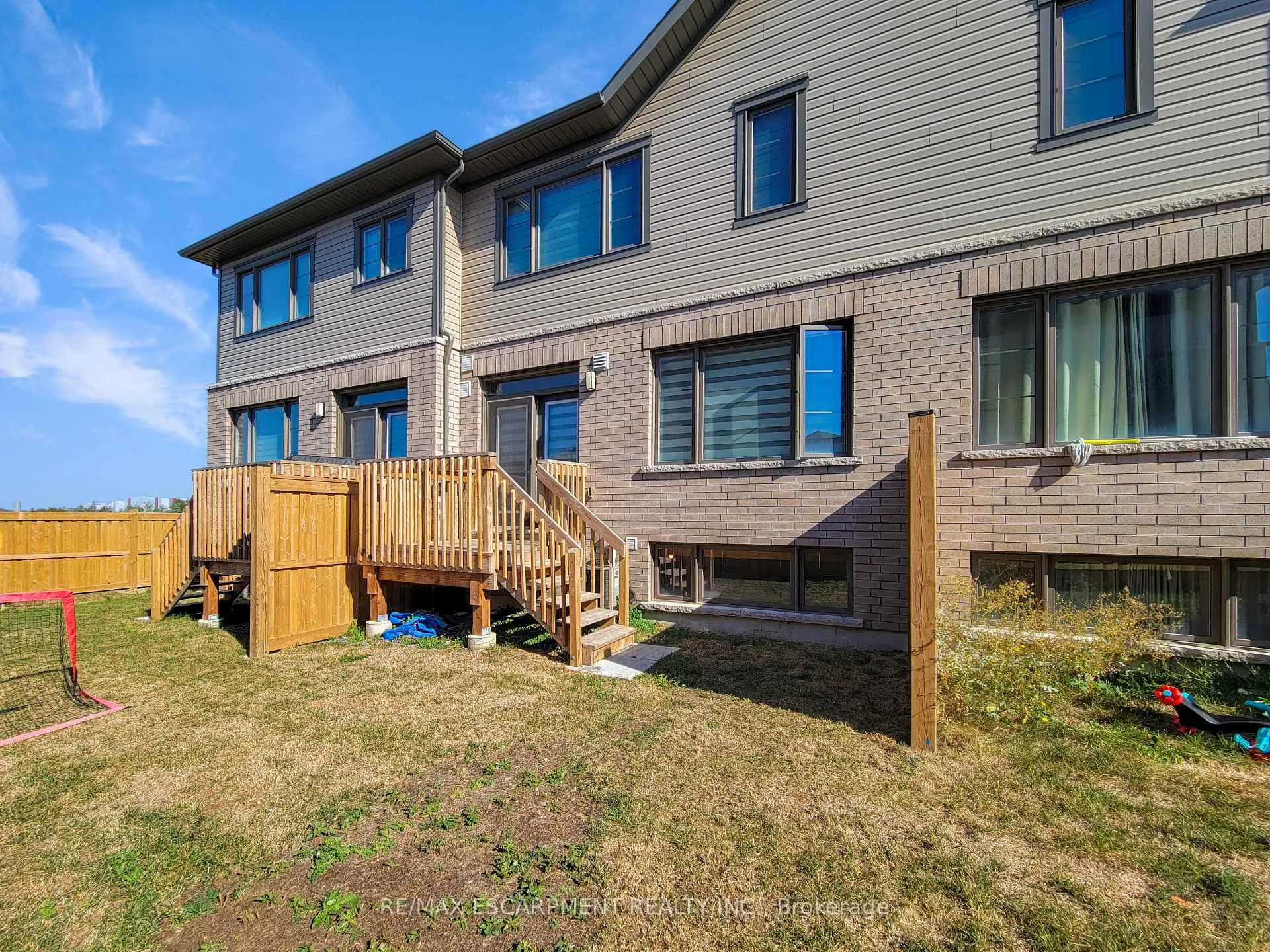 Photo 32 of Unit 4, 10 Freedom Crescent, Hamilton, Mount Hope — HOMEH