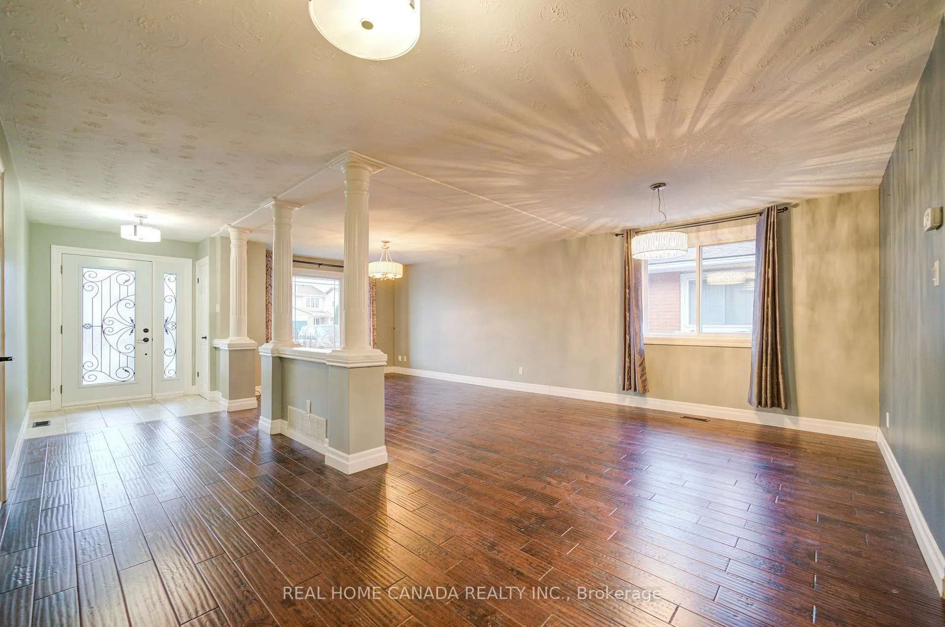 Photo 14 of 320 Highridge Ave, Hamilton, Riverdale — HOMEH