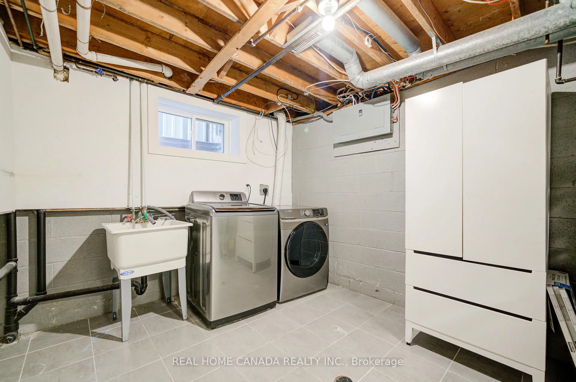 Photo 37 of 320 Highridge Ave, Hamilton, Riverdale — HOMEH