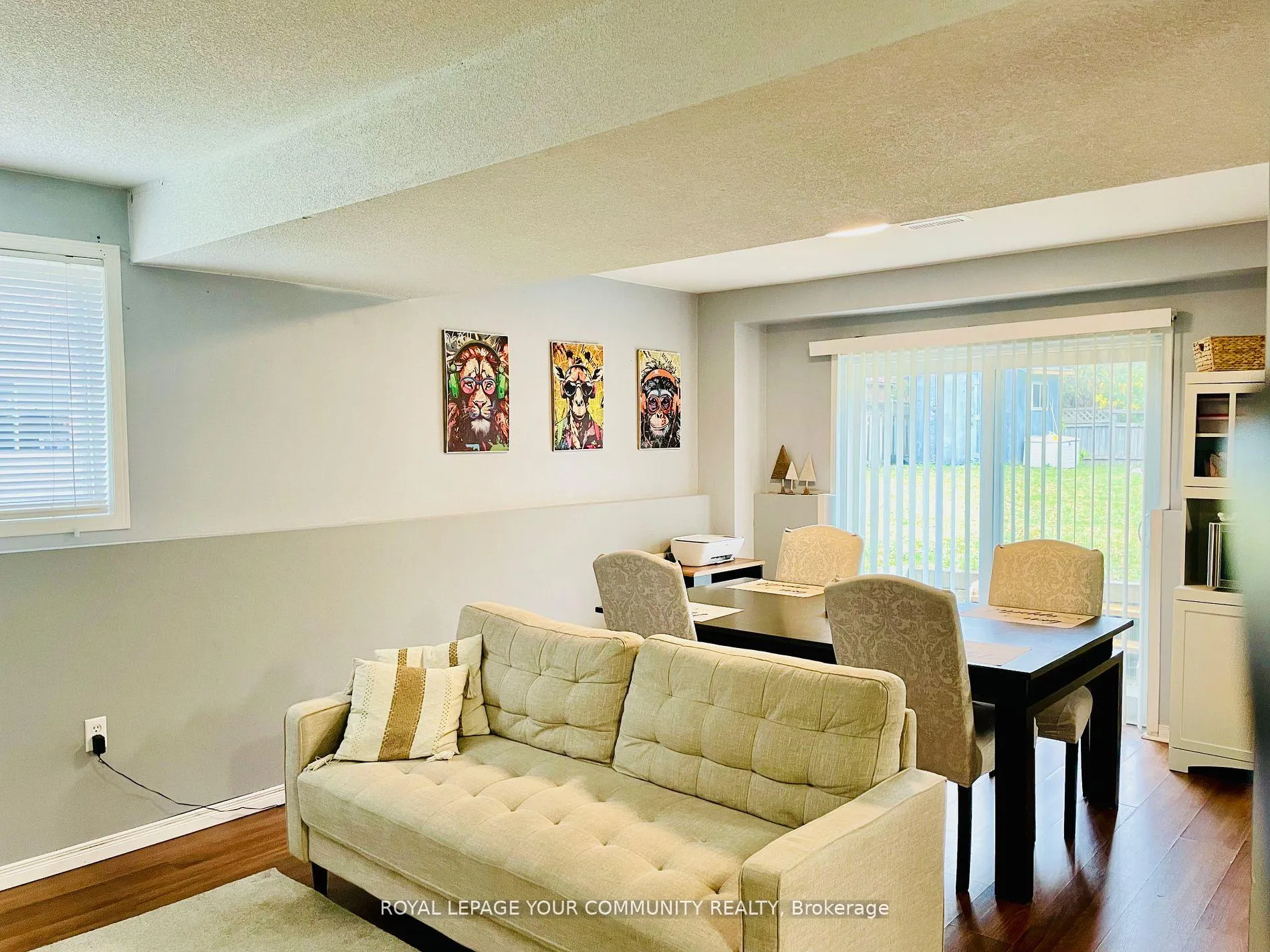 Photo 5 of 331 St. Vincent Street, Barrie, Wellington — HOMEH
