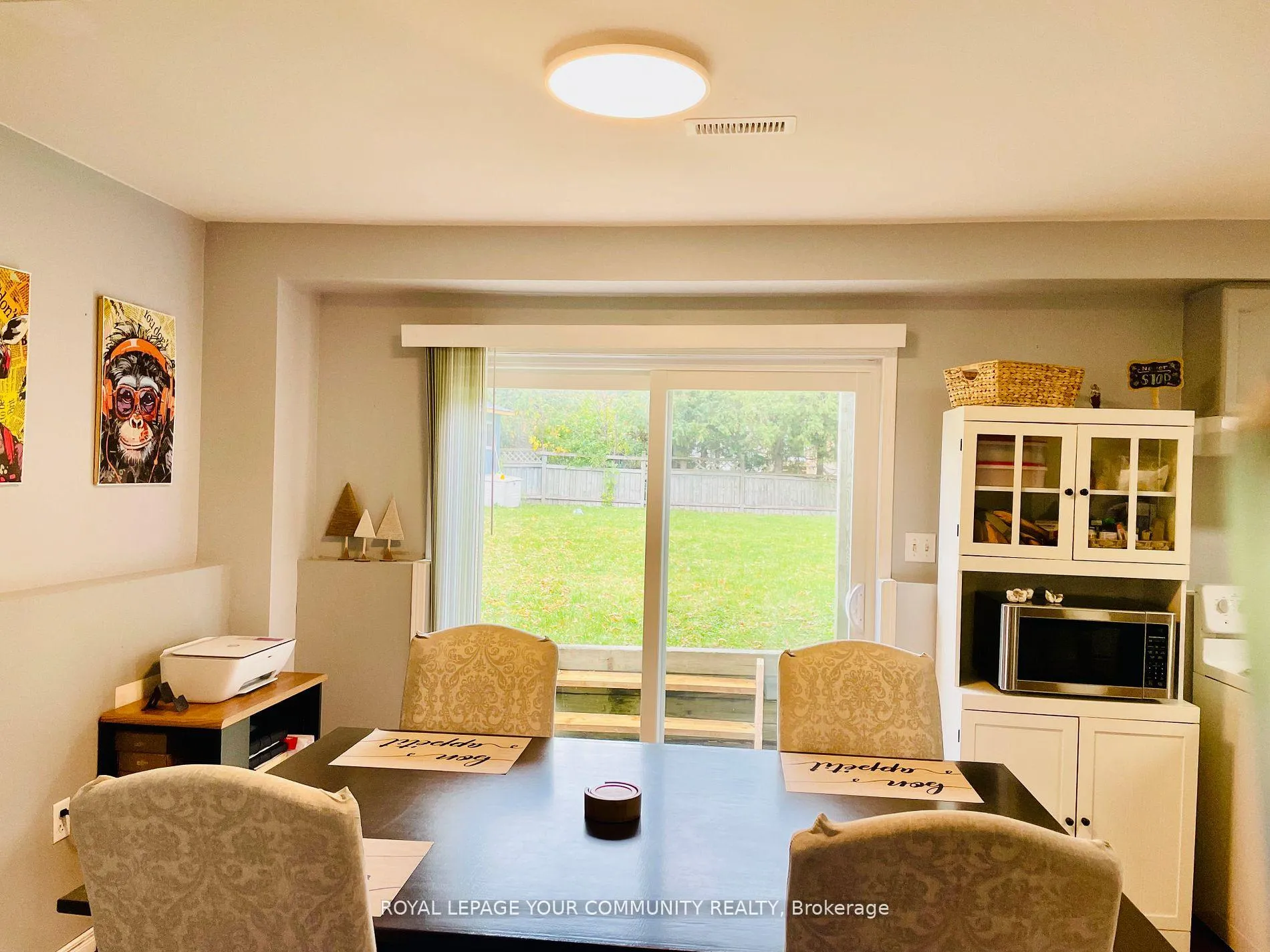Photo 6 of 331 St. Vincent Street, Barrie, Wellington — HOMEH