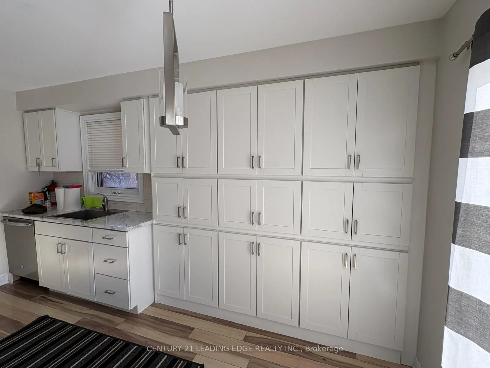 Photo 5 of 23 Winterberry Drive, Whitby, Rolling Acres — HOMEH