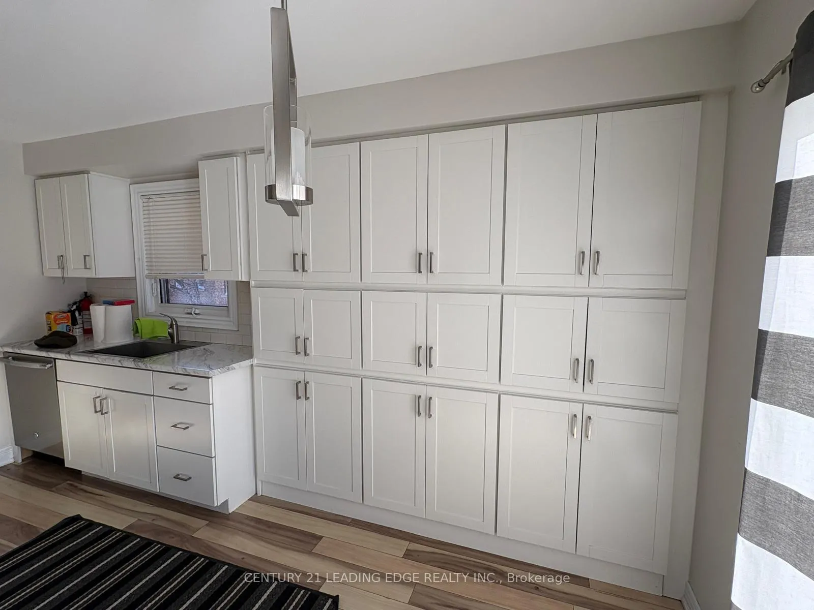 Photo 6 of 23 Winterberry Drive, Whitby, Rolling Acres — HOMEH