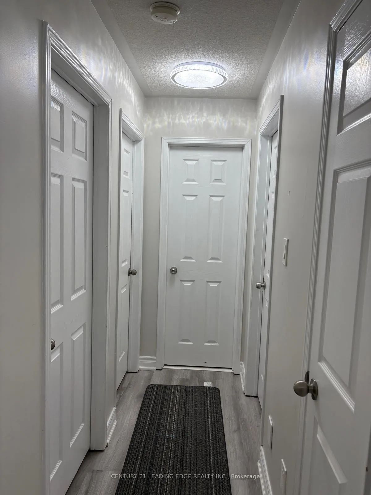 Photo 9 of 23 Winterberry Drive, Whitby, Rolling Acres — HOMEH