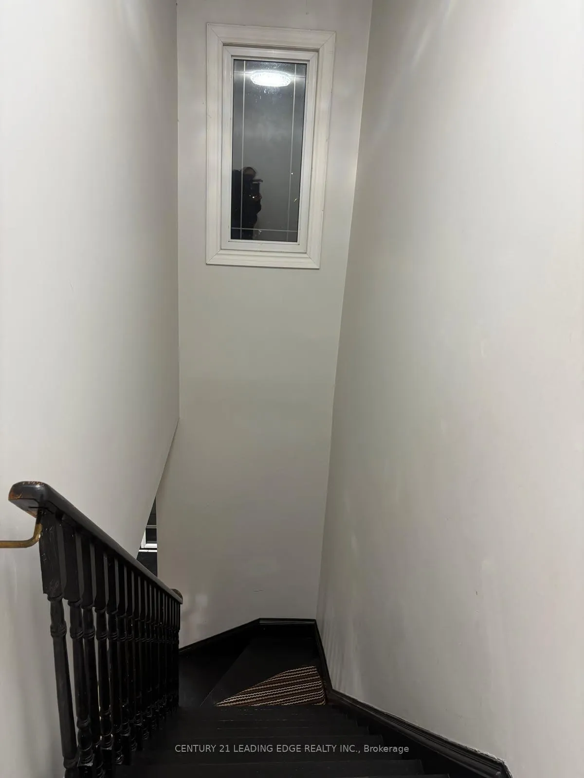 Photo 22 of 23 Winterberry Drive, Whitby, Rolling Acres — HOMEH